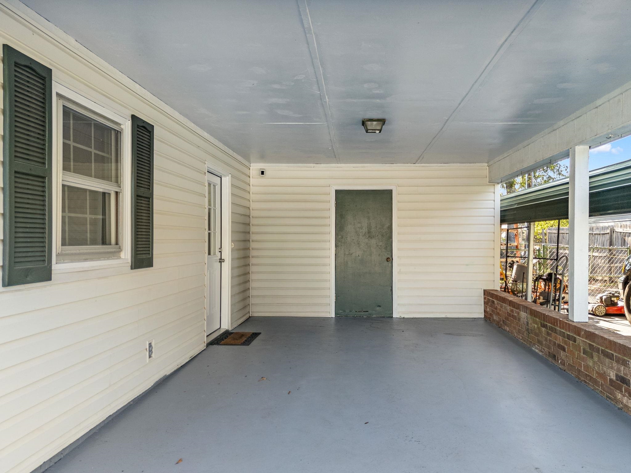 110 Coldspring Dr Property Photo 31