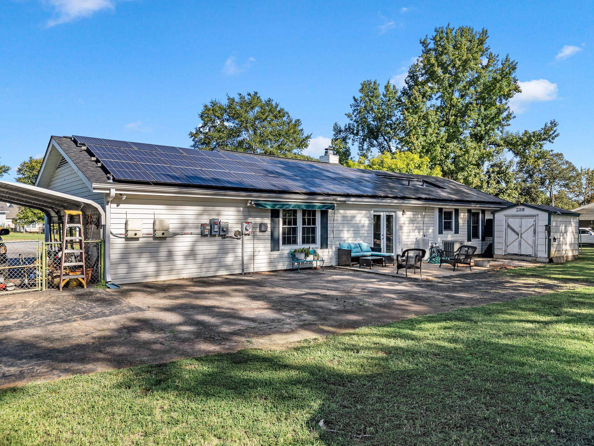 110 Coldspring Dr Property Photo 33
