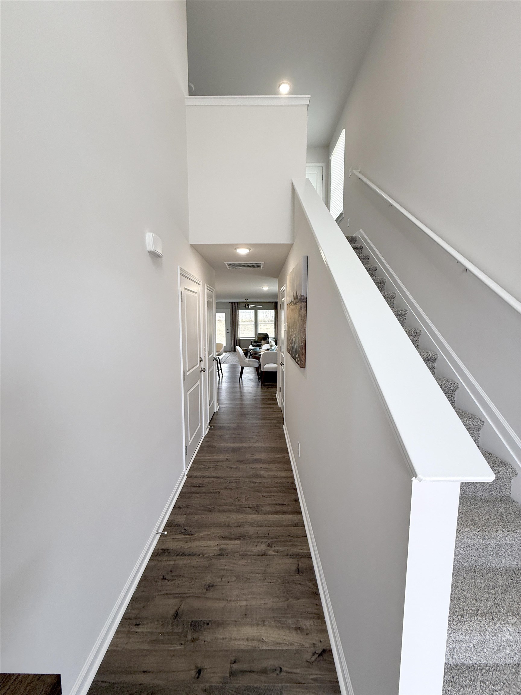1052 Skidaway Drive Property Photo 8
