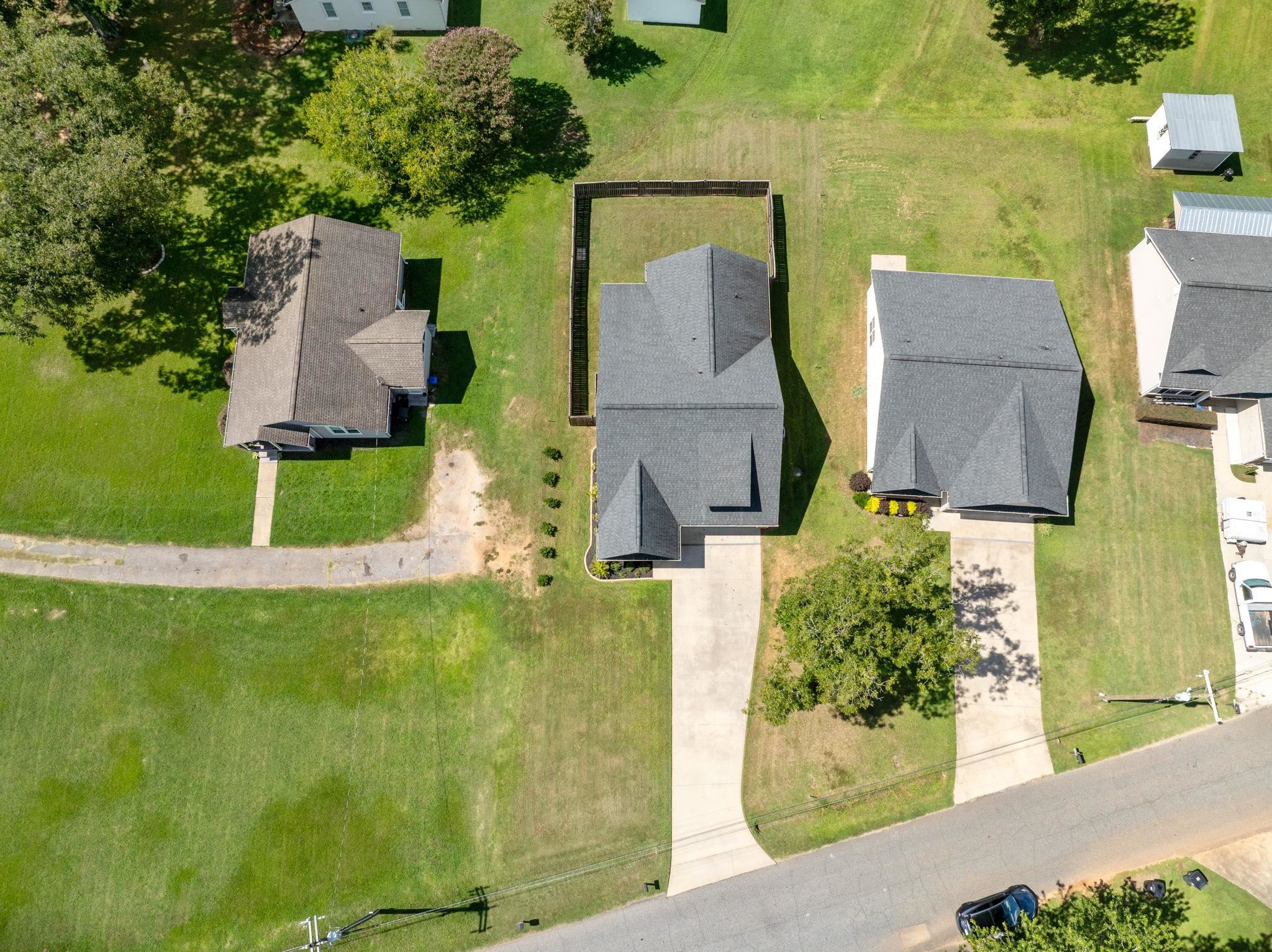 102 N Church Street Property Photo 35