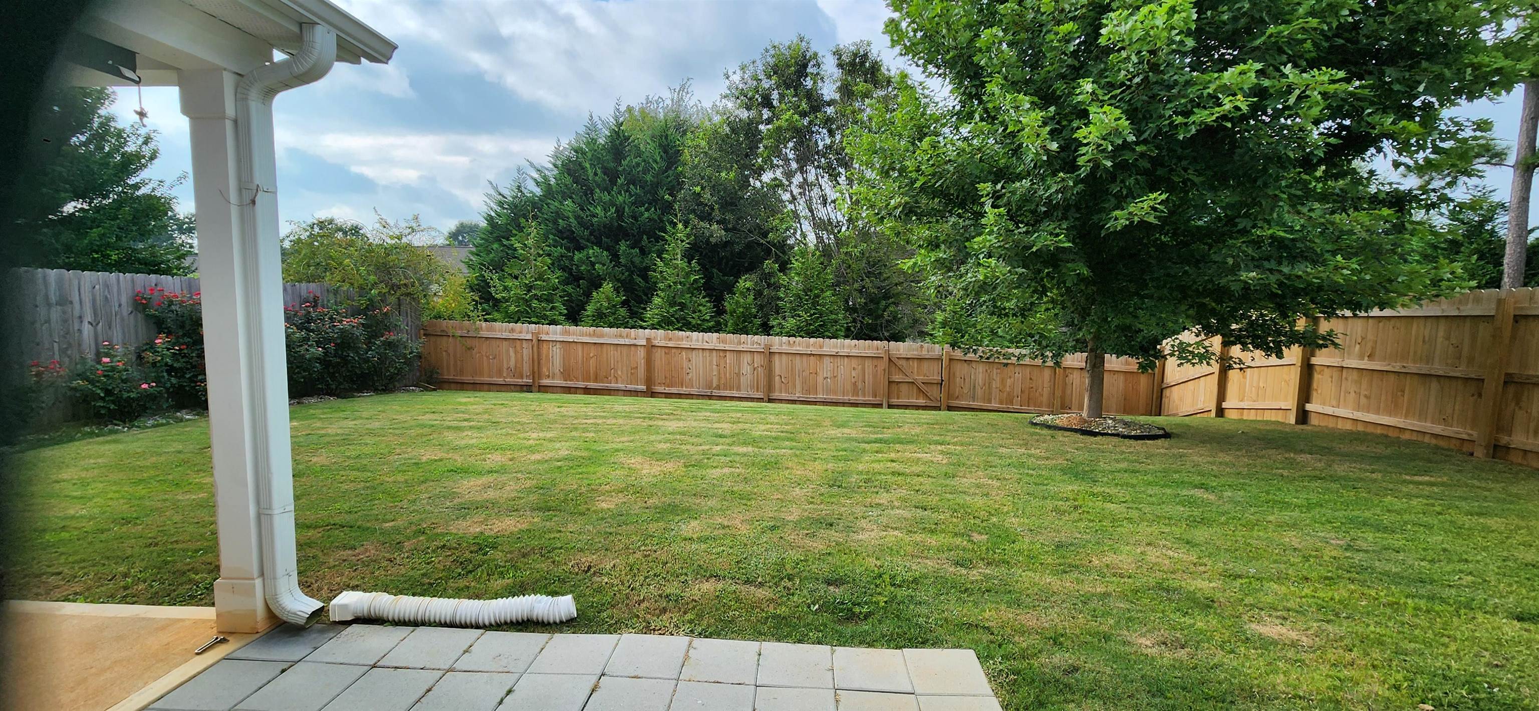586 Ridgeville Crossing Drive Property Photo 6