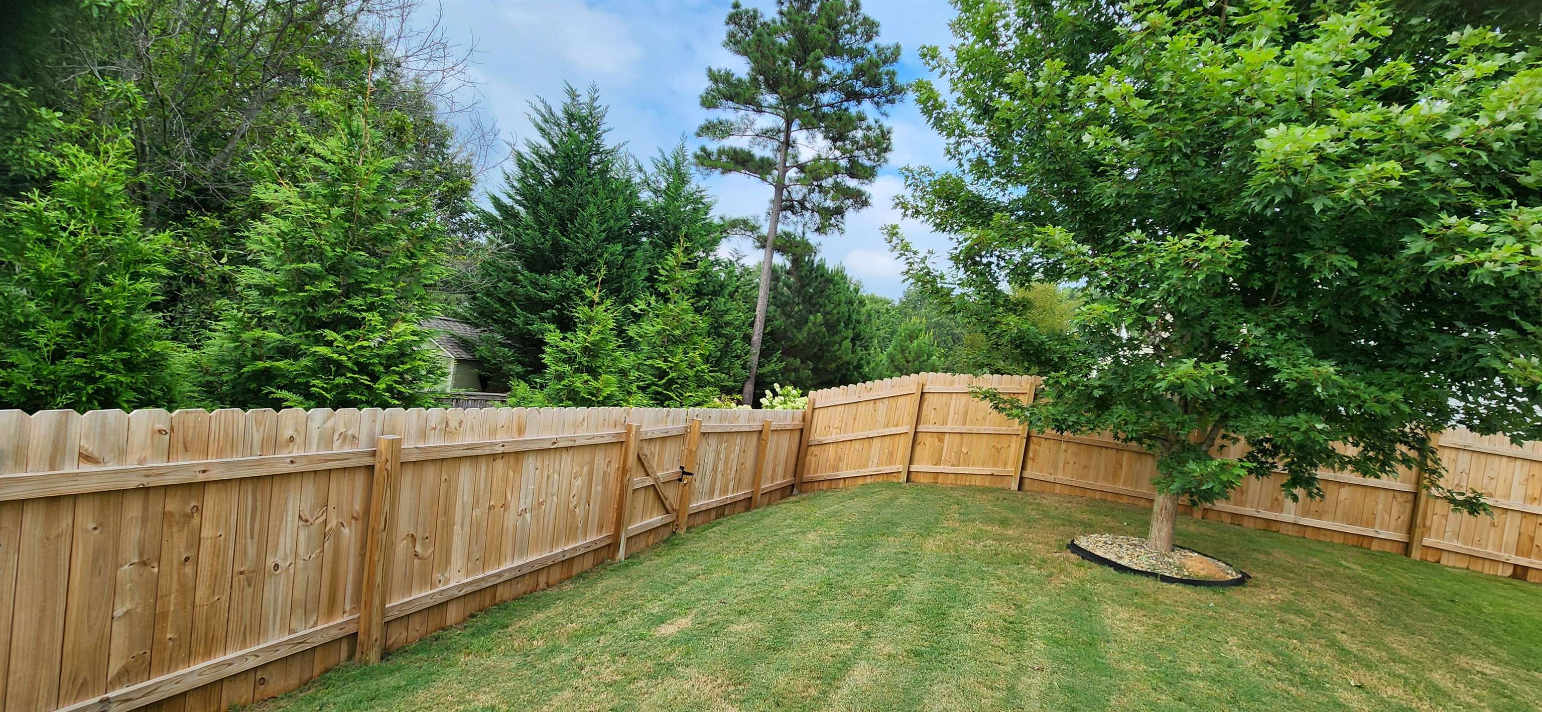 586 Ridgeville Crossing Drive Property Photo 9