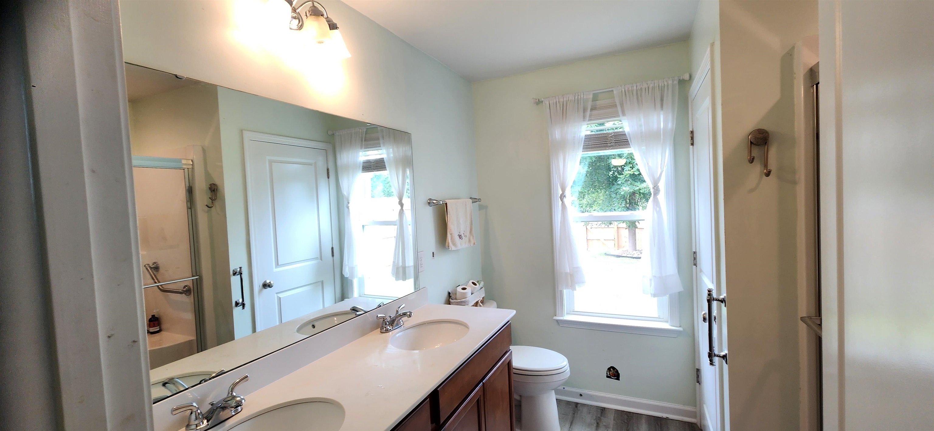 586 Ridgeville Crossing Drive Property Photo 16