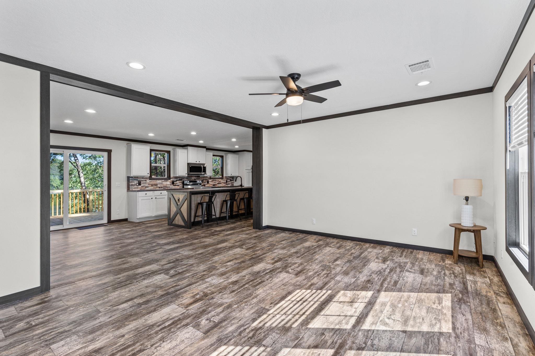 438 Berry Shoals Road Property Photo 8