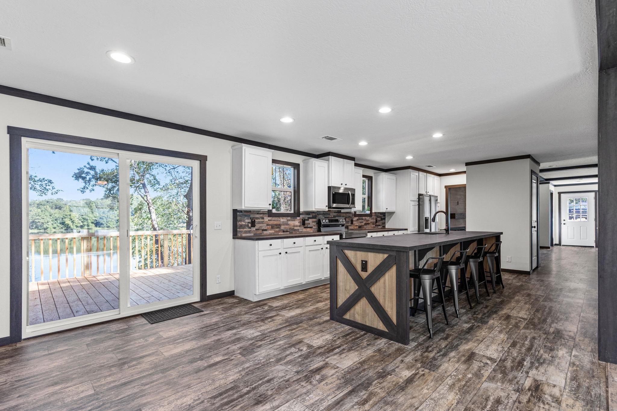 438 Berry Shoals Road Property Photo 10