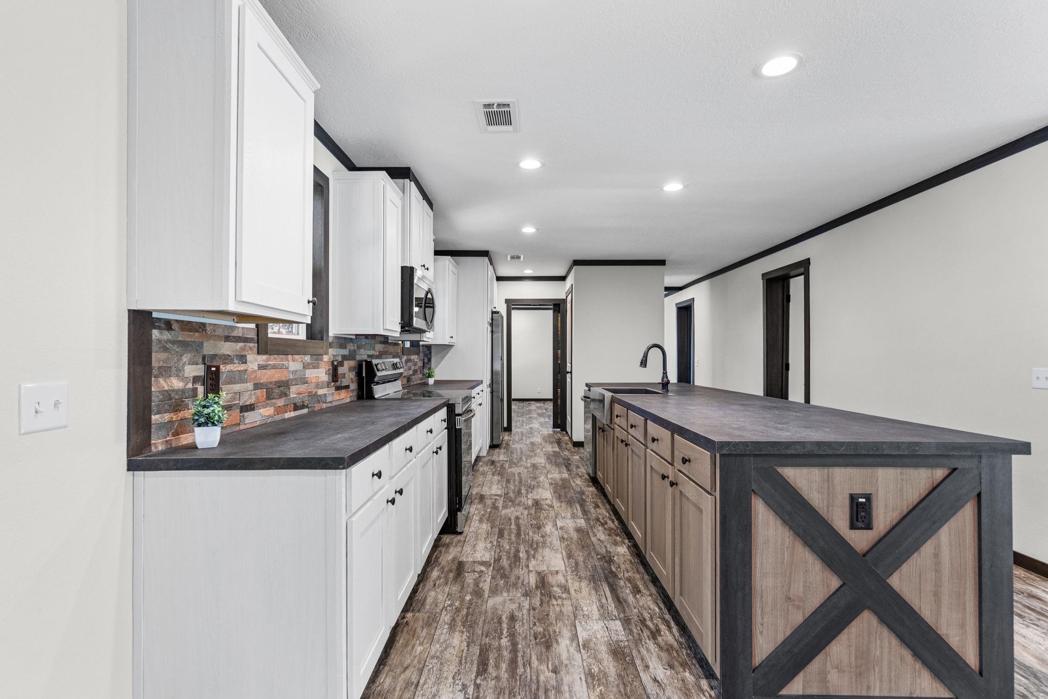 438 Berry Shoals Road Property Photo 13