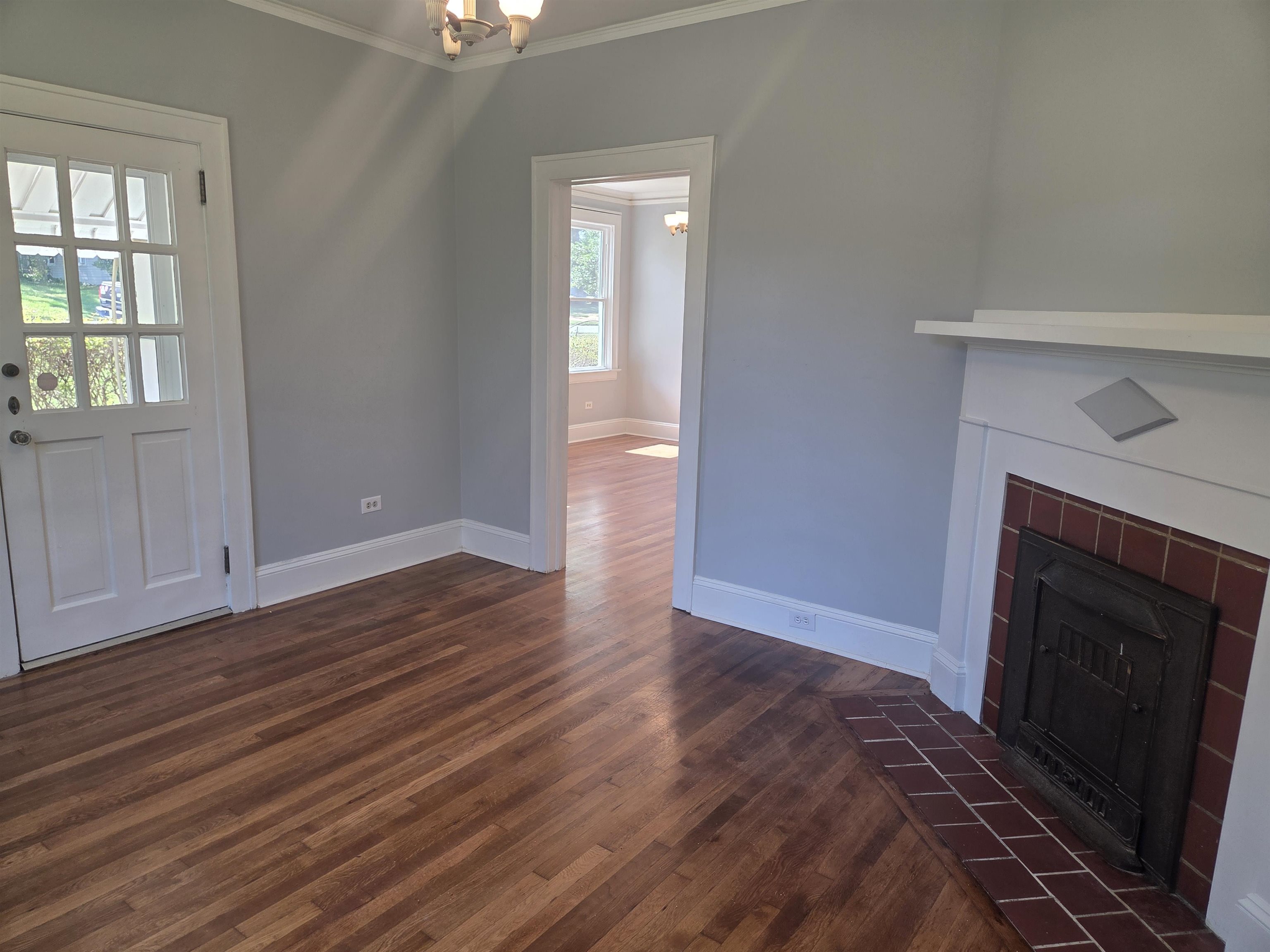 185 Briarcliff Property Photo 8