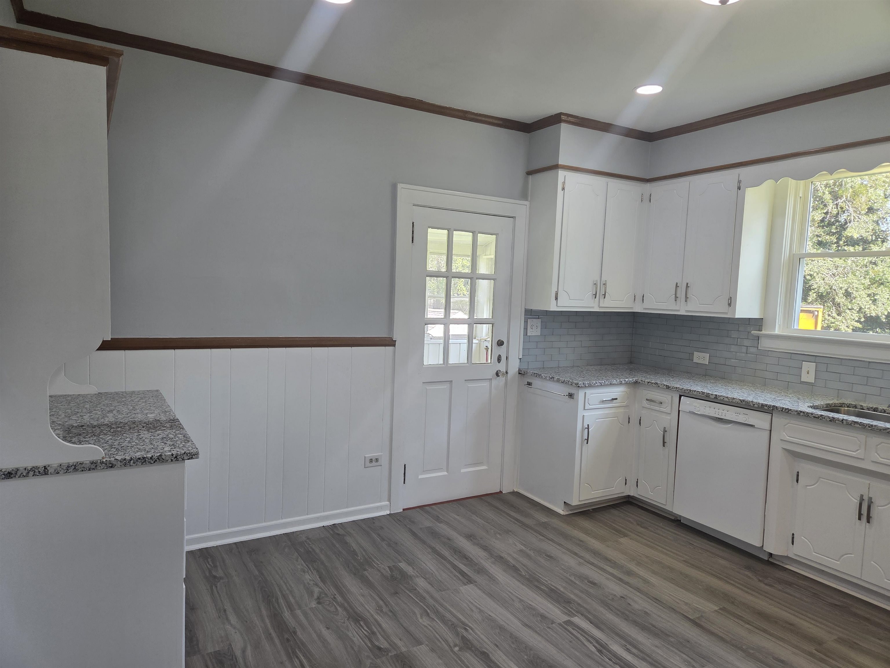 185 Briarcliff Property Photo 10