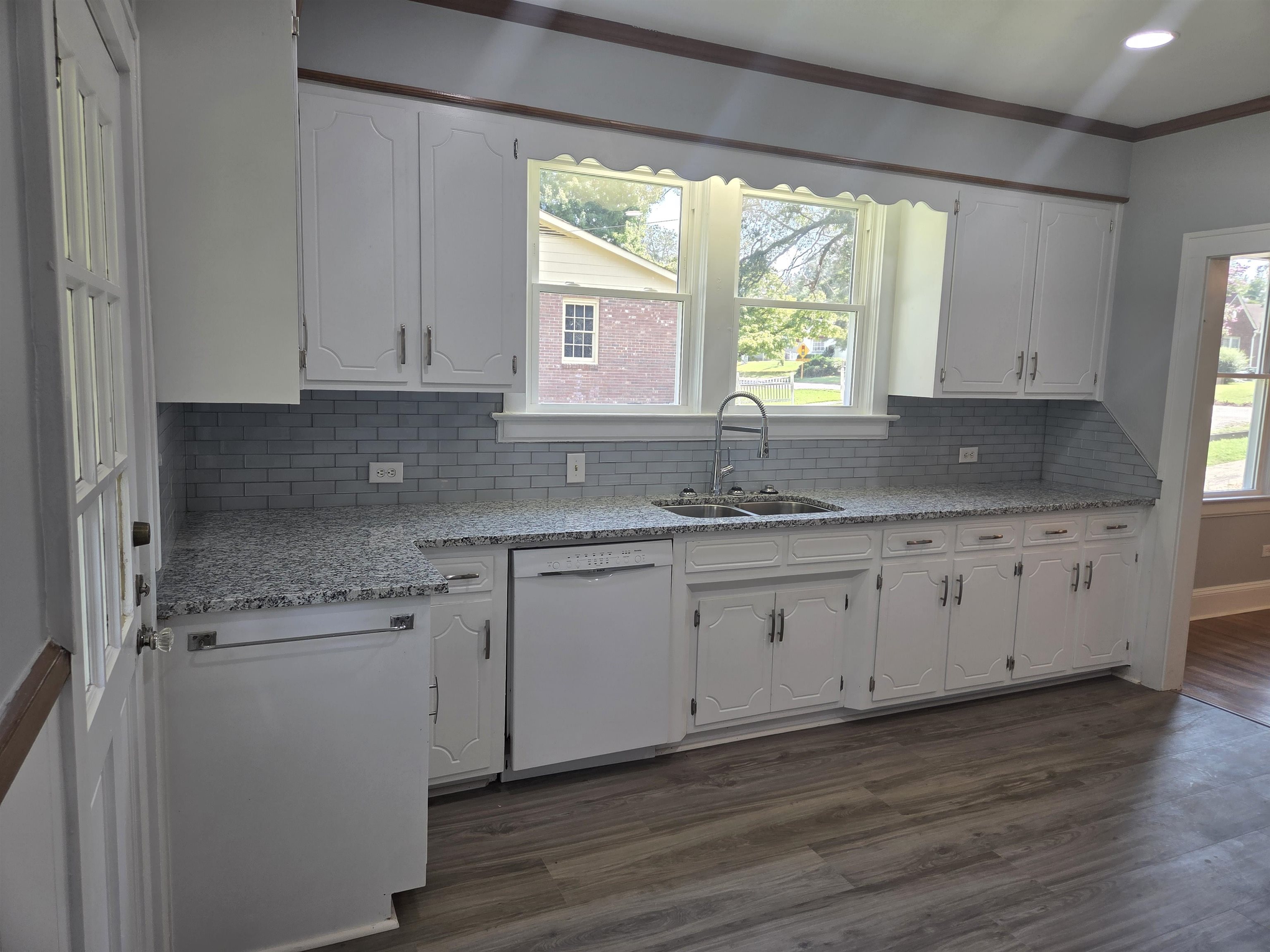 185 Briarcliff Property Photo 11