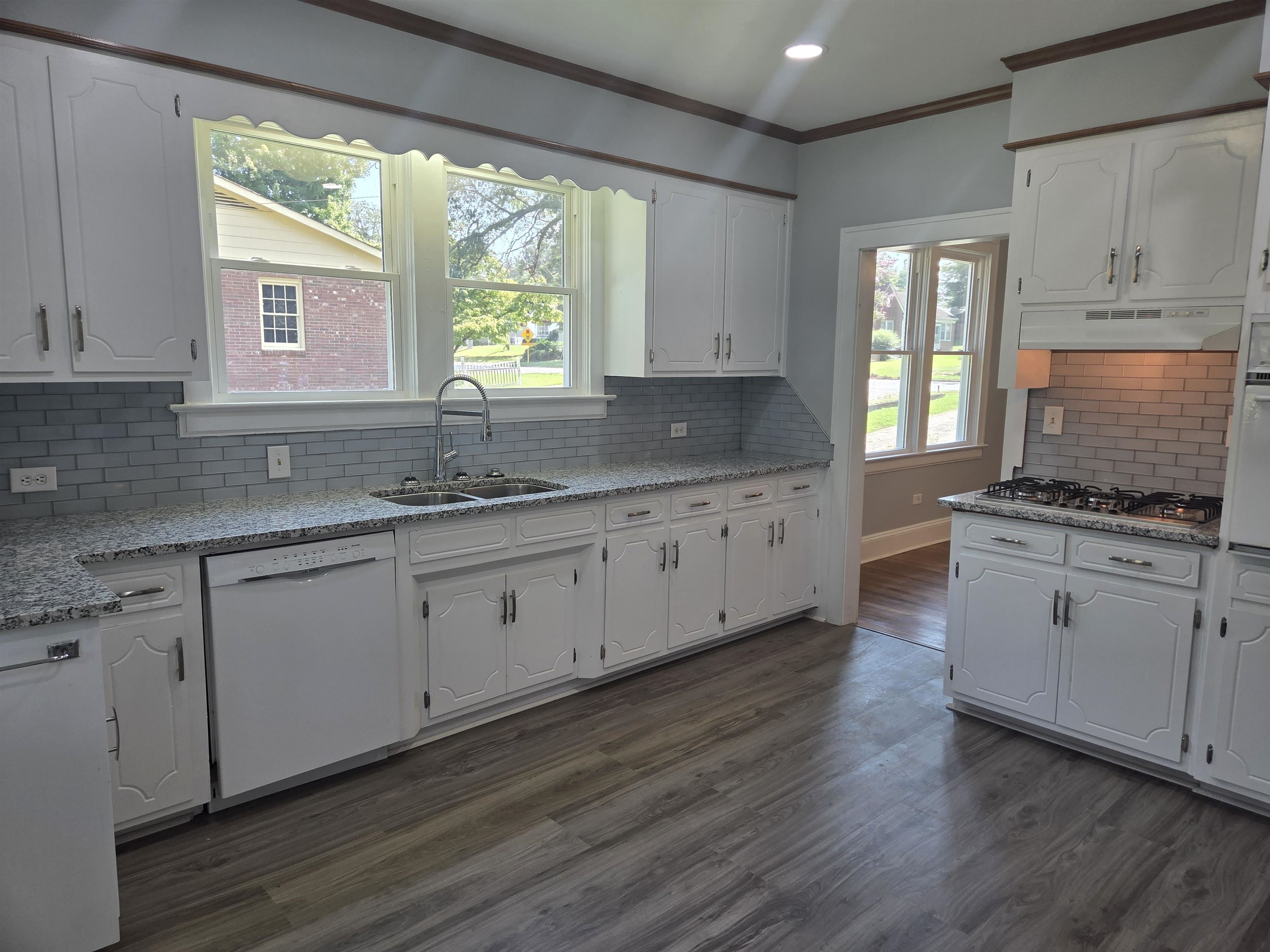 185 Briarcliff Property Photo 13