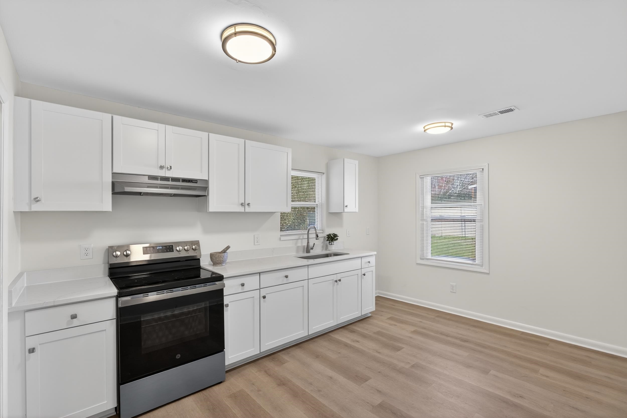 230 Fisher Avenue Property Photo 7