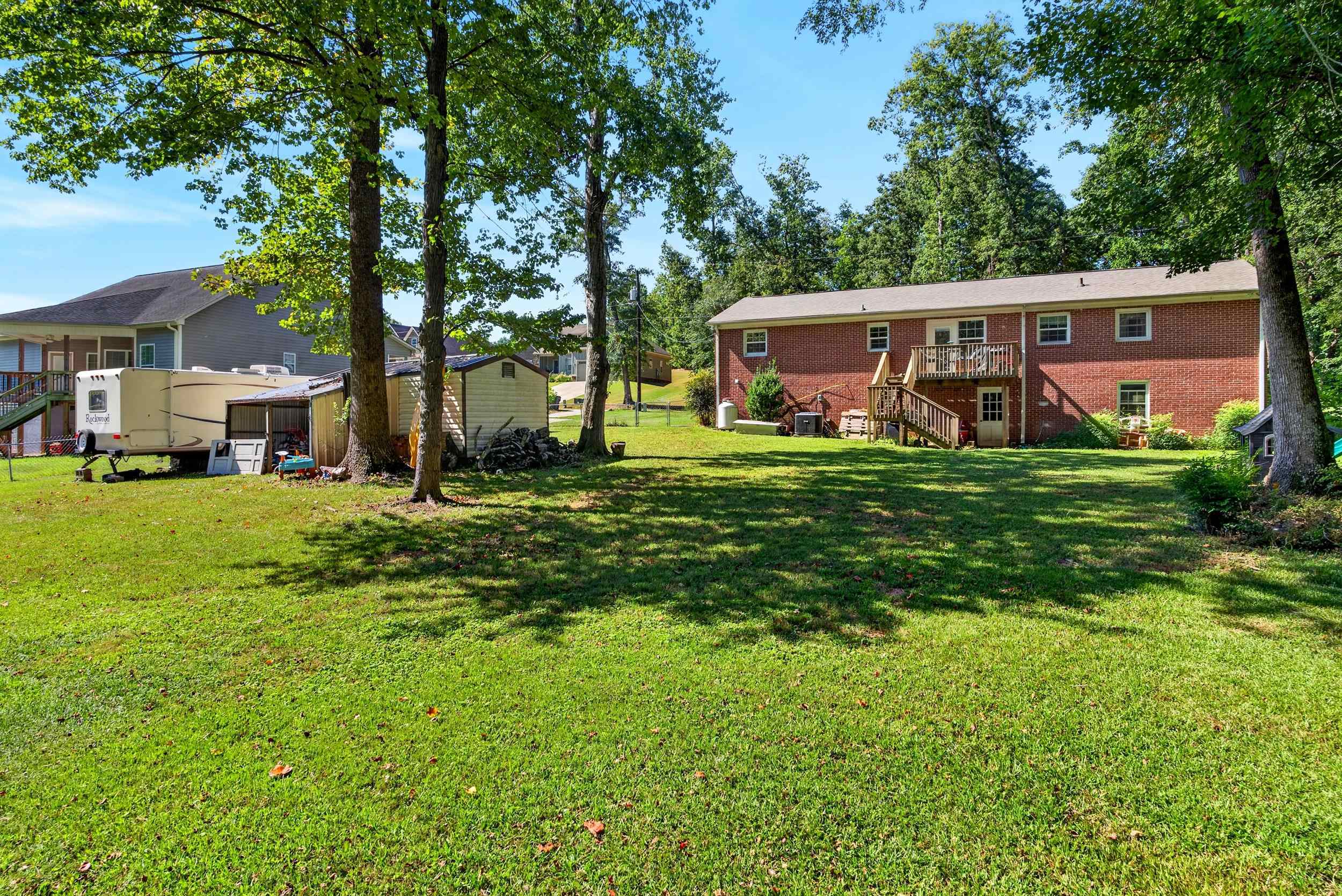 222 Woodland Avenue Property Photo 32