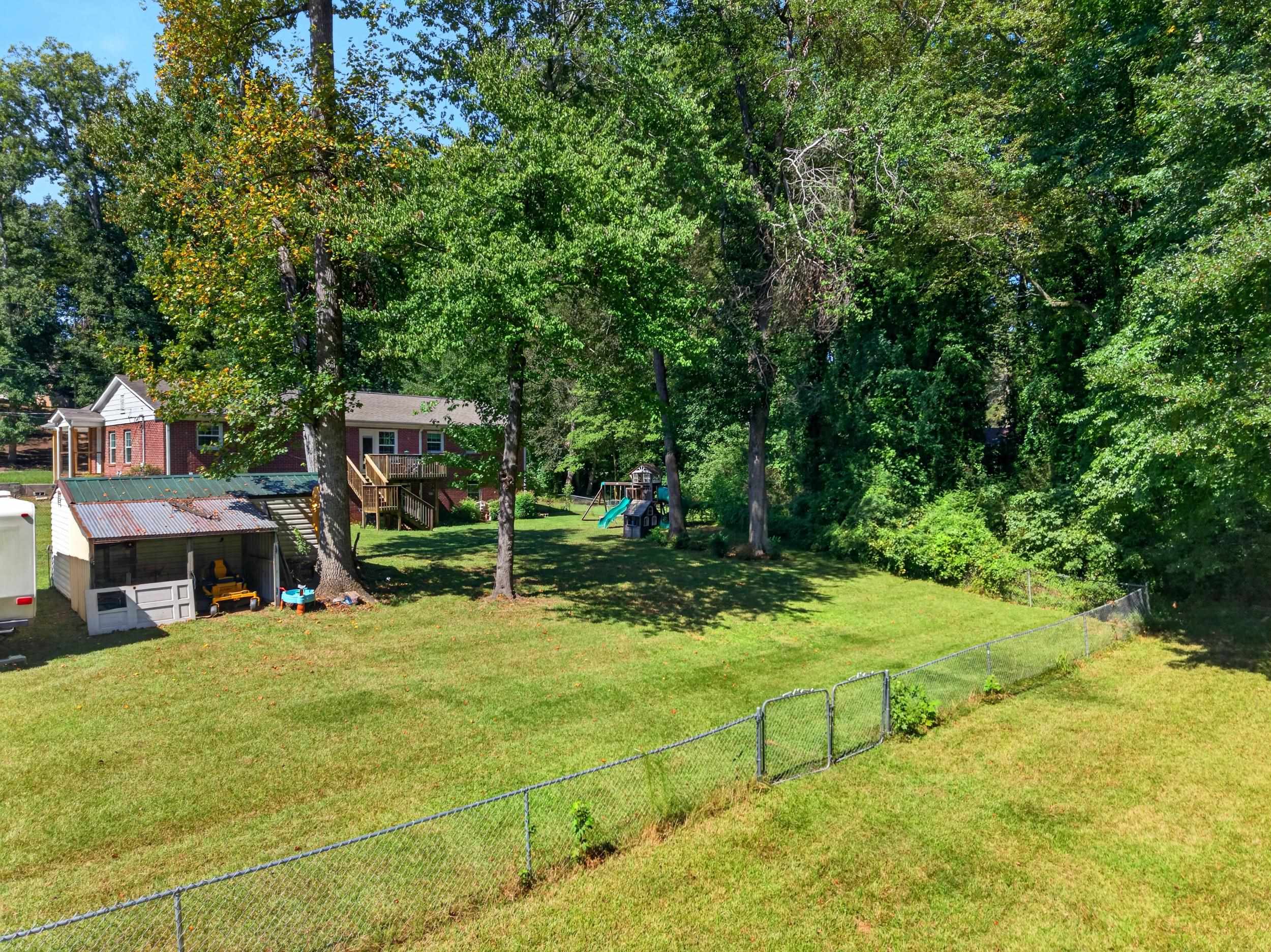 222 Woodland Avenue Property Photo 35