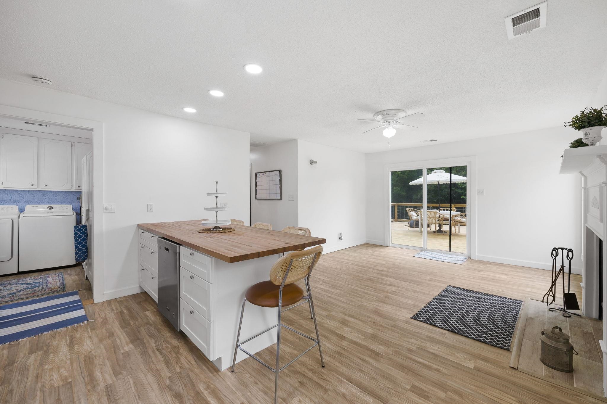 50 Coastline Drive Property Photo 9