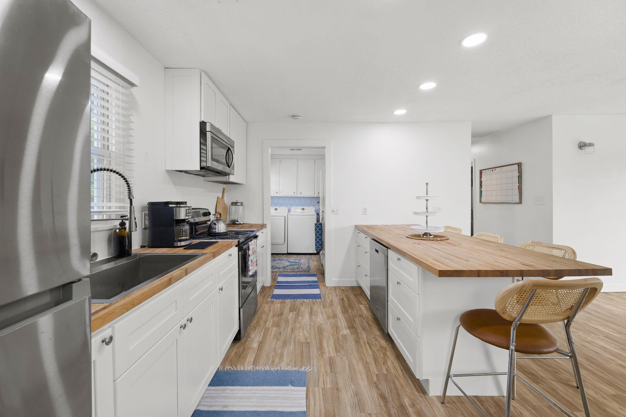 50 Coastline Drive Property Photo 12