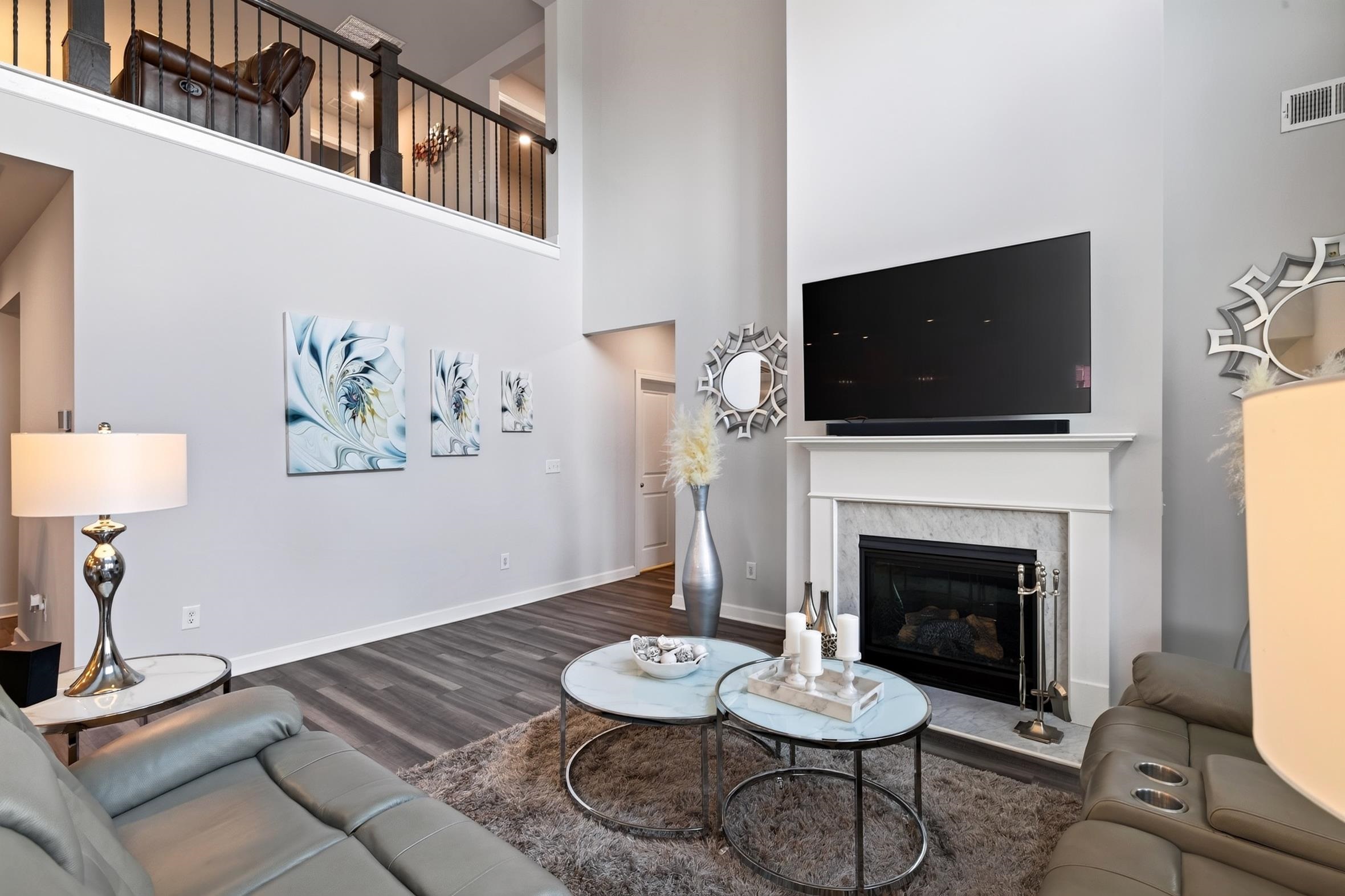 2505 Apsley Court Property Photo 10