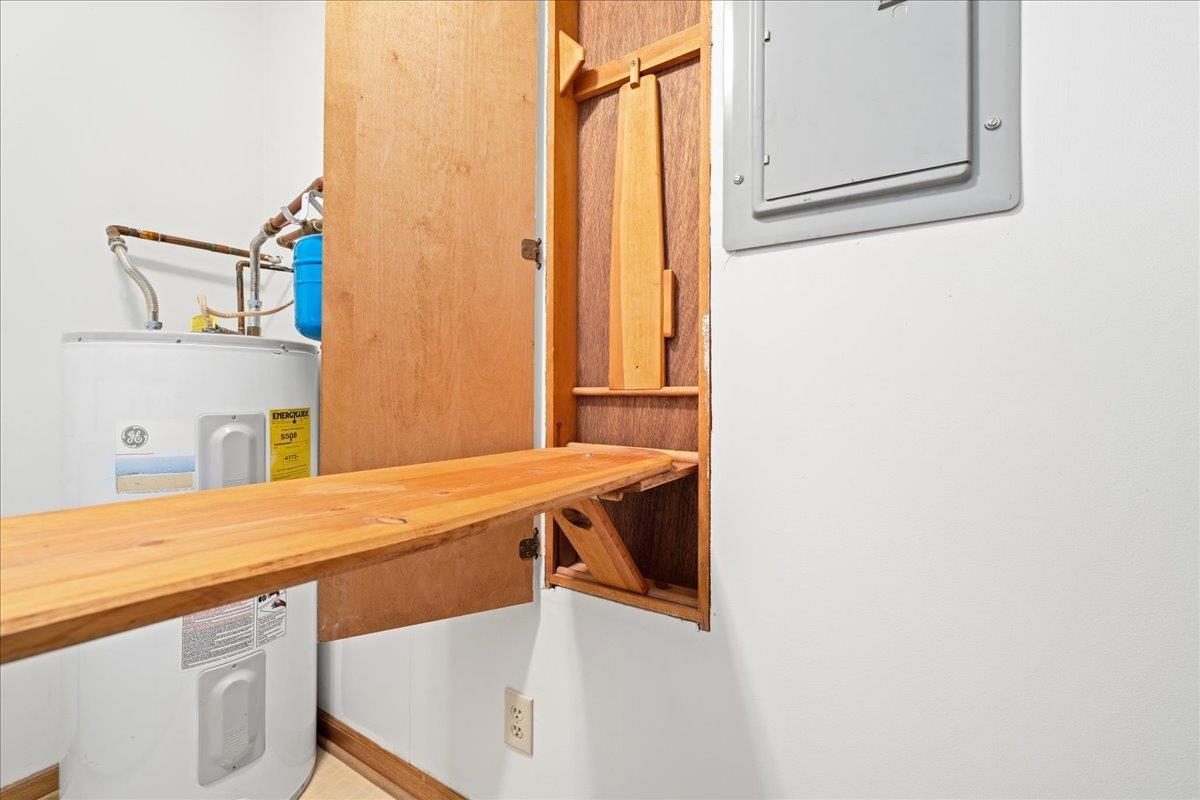 8 Cross Street Property Photo 15