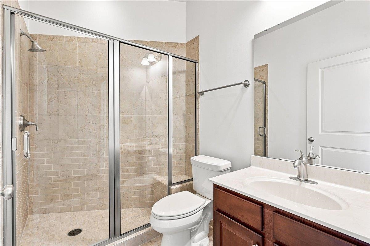 155 E Broad Street Property Photo 11