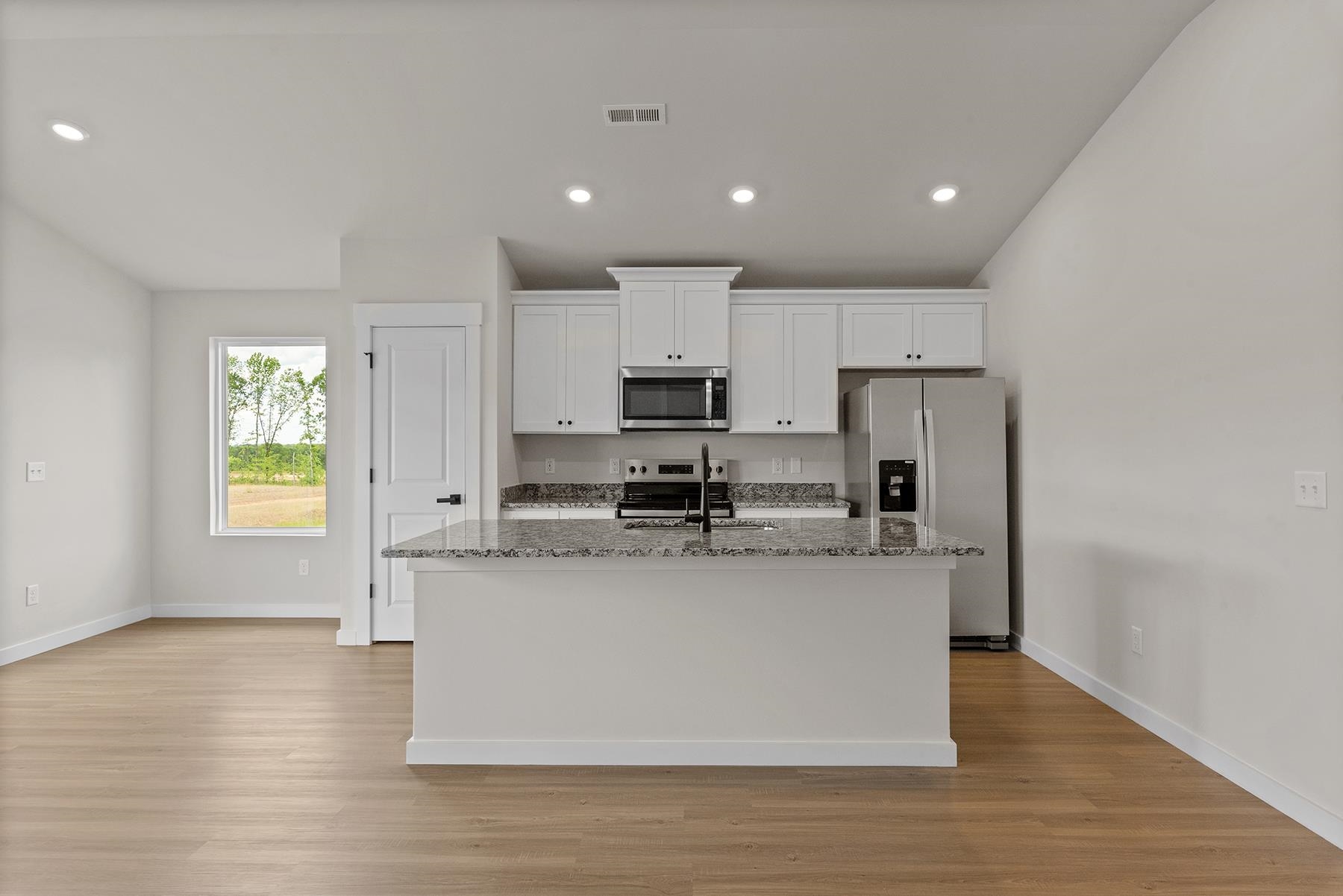 1408 Wild Indigo Way Property Photo 4