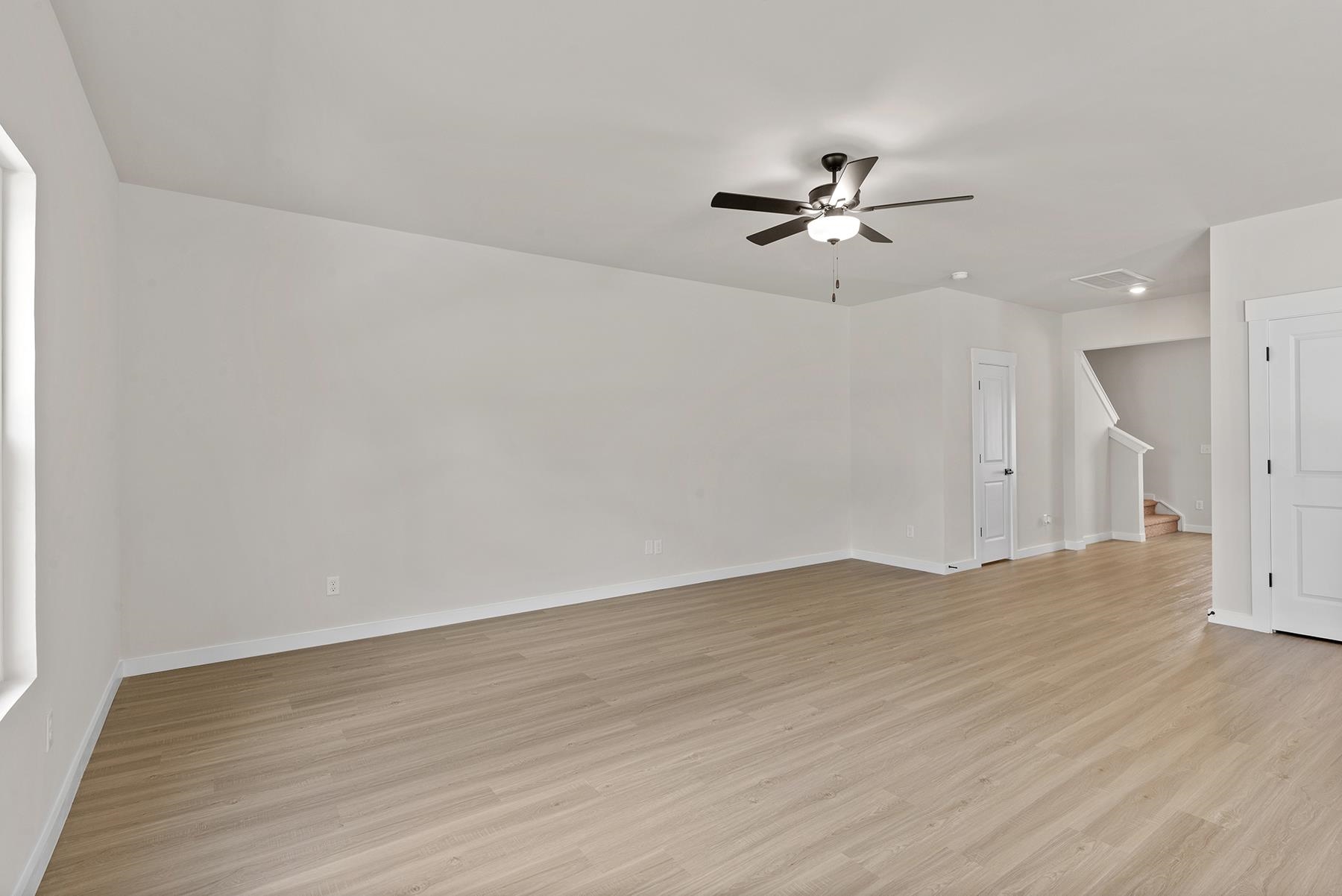 1237 Crested Iris Street Property Photo 3