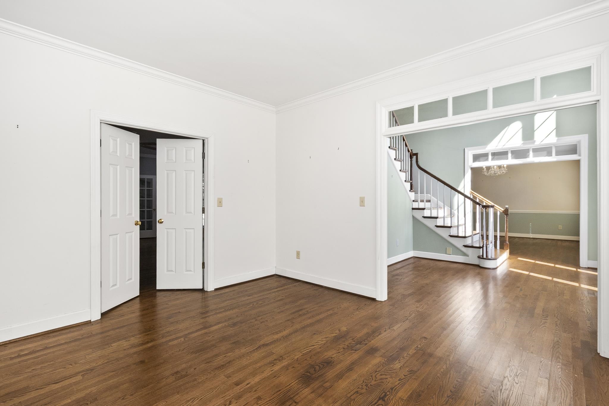 1117 Thornehill Drive Property Photo 9
