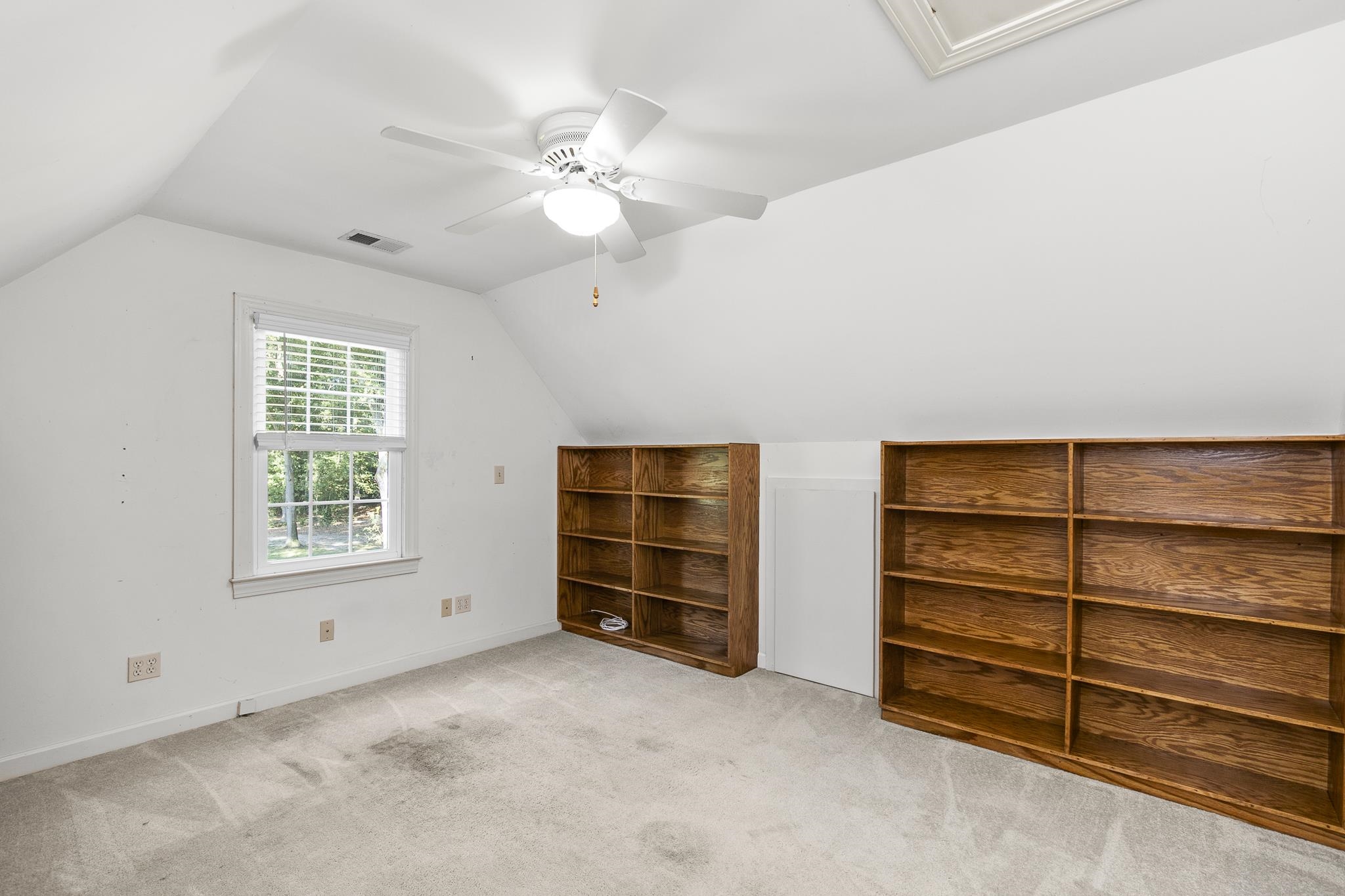 1117 Thornehill Drive Property Photo 29