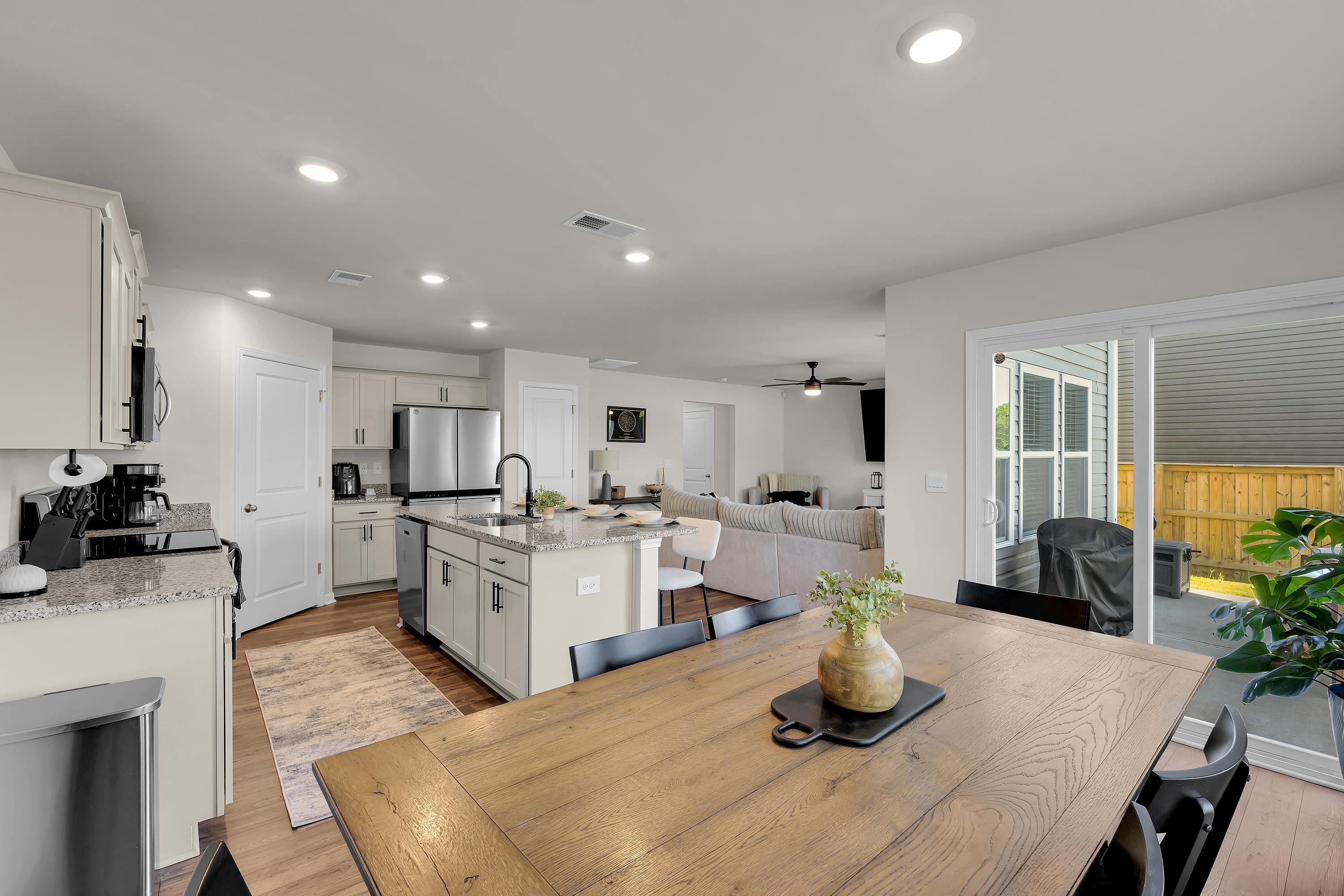 4723 Masterson Lane Property Photo 10