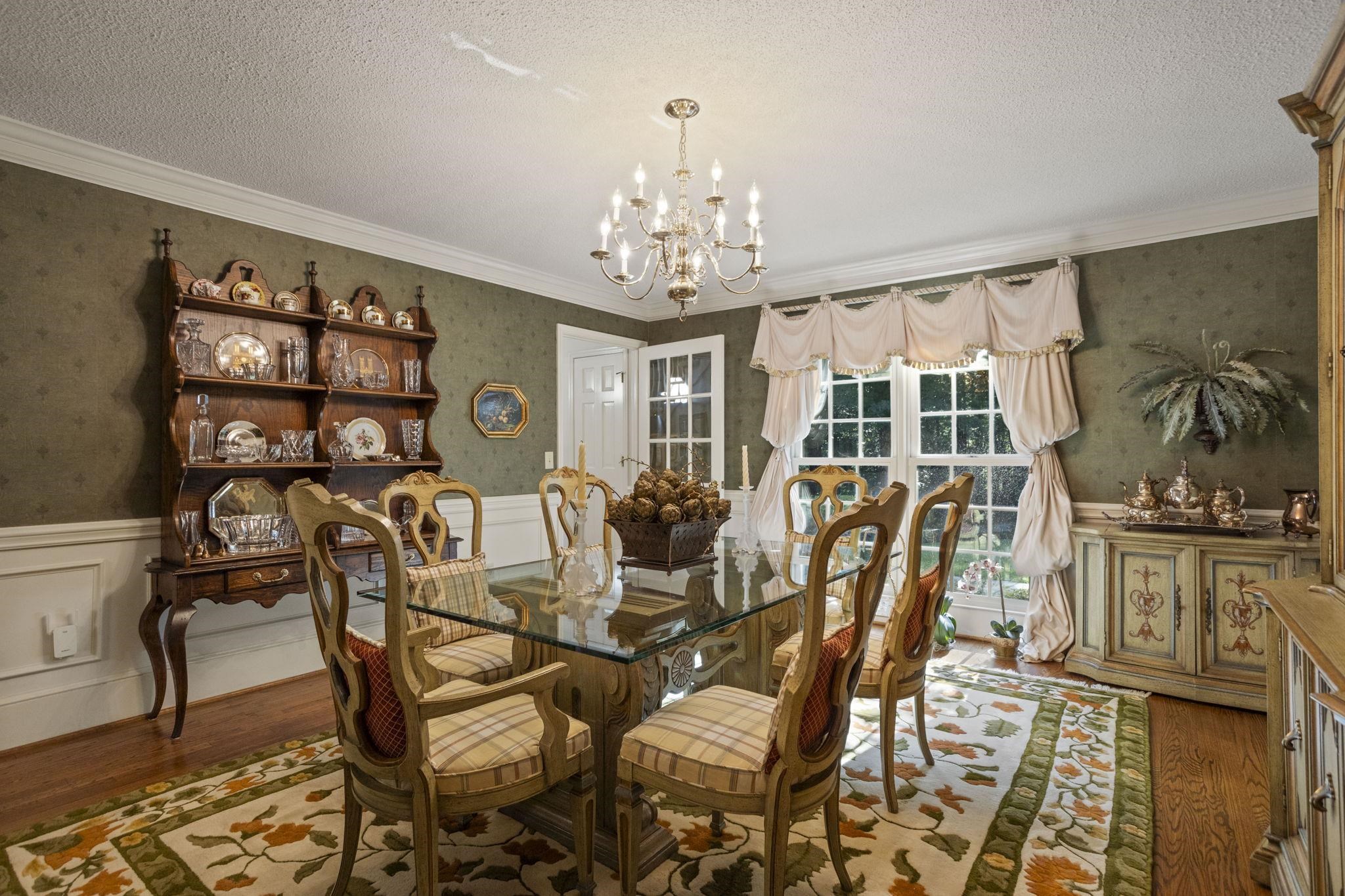 1228 Shadowood Drive Property Photo 16