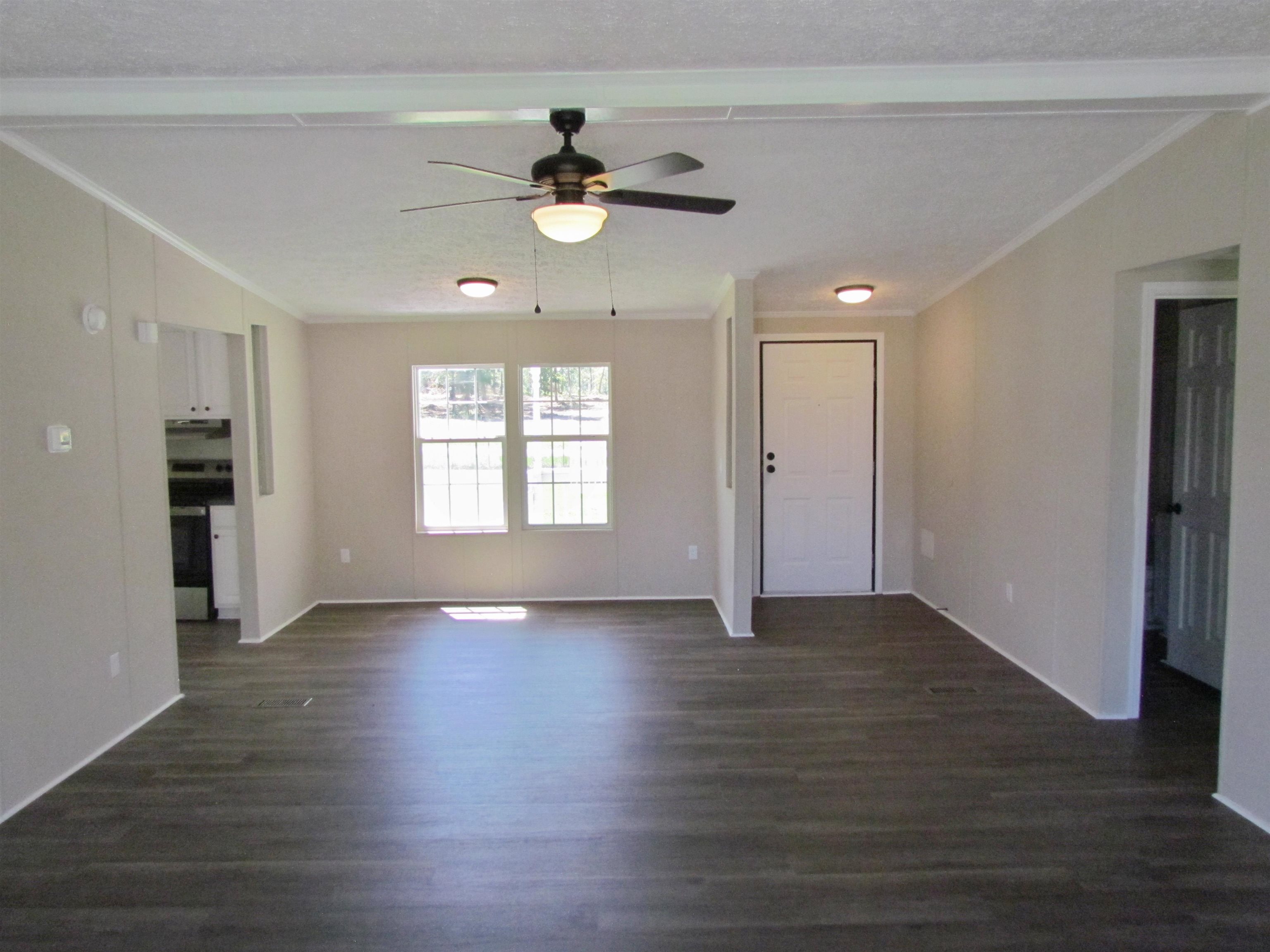5565 Henderson Hill Road Property Photo 3