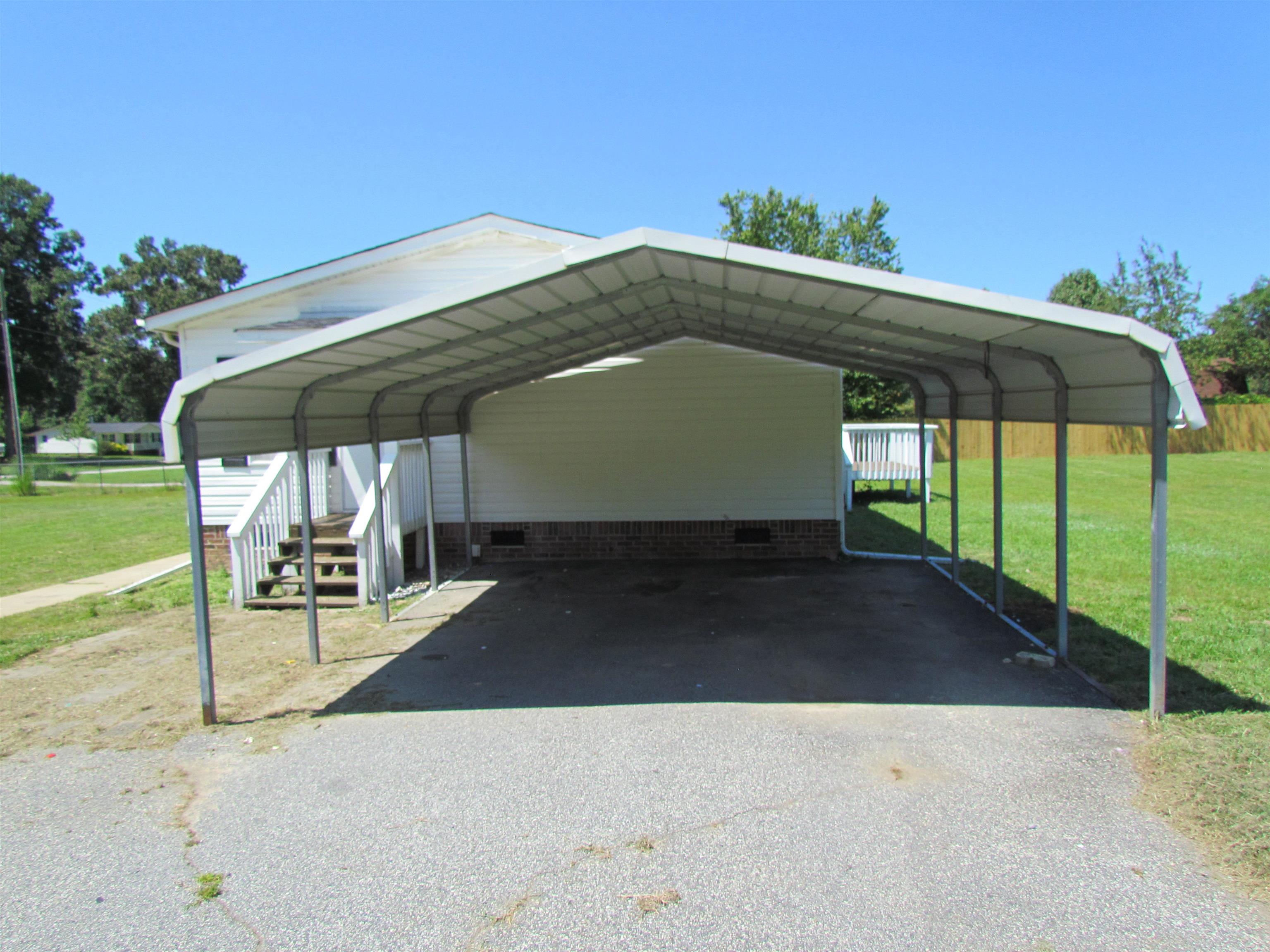 5565 Henderson Hill Road Property Photo 18