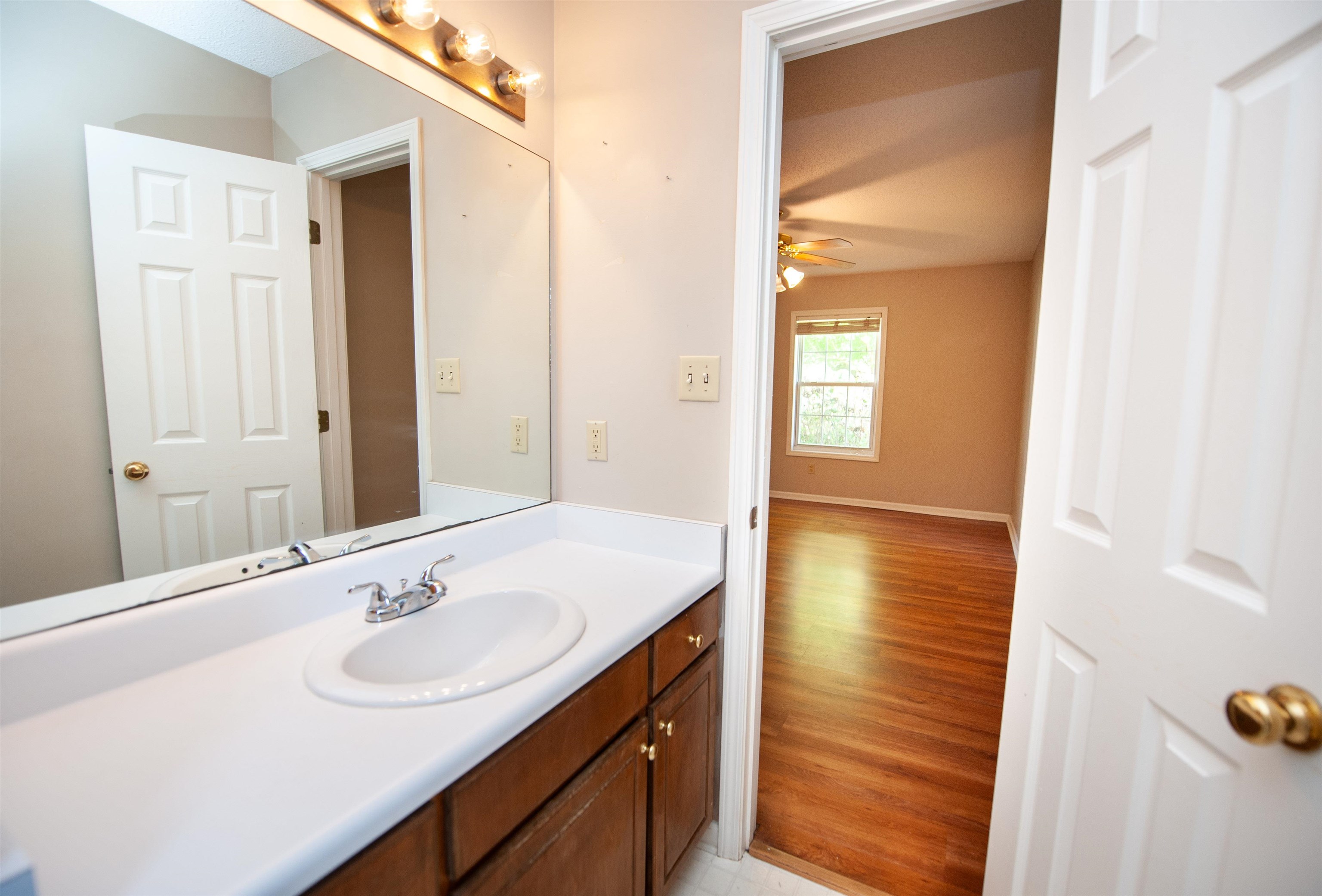 571 Burnetts Road Property Photo 16
