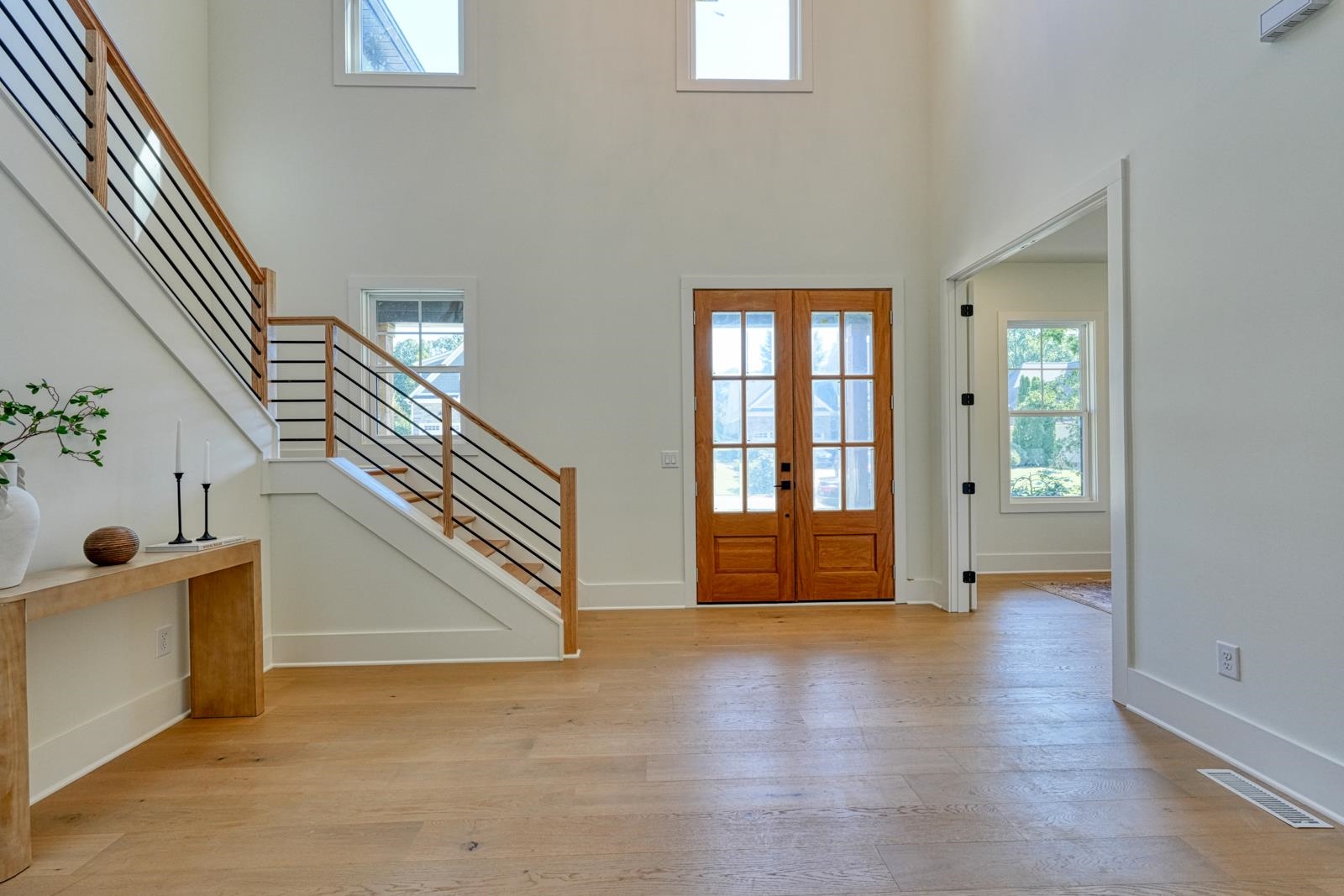 2040 Ivy Cottage Path Property Photo 3