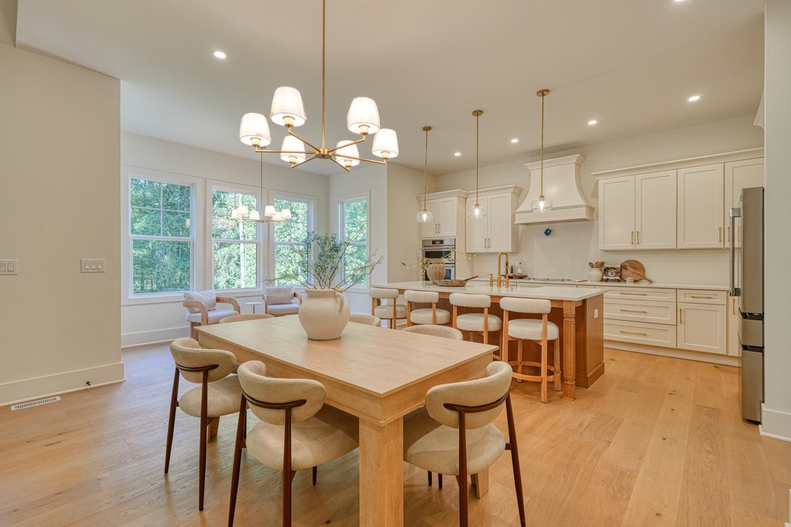 2040 Ivy Cottage Path Property Photo 11