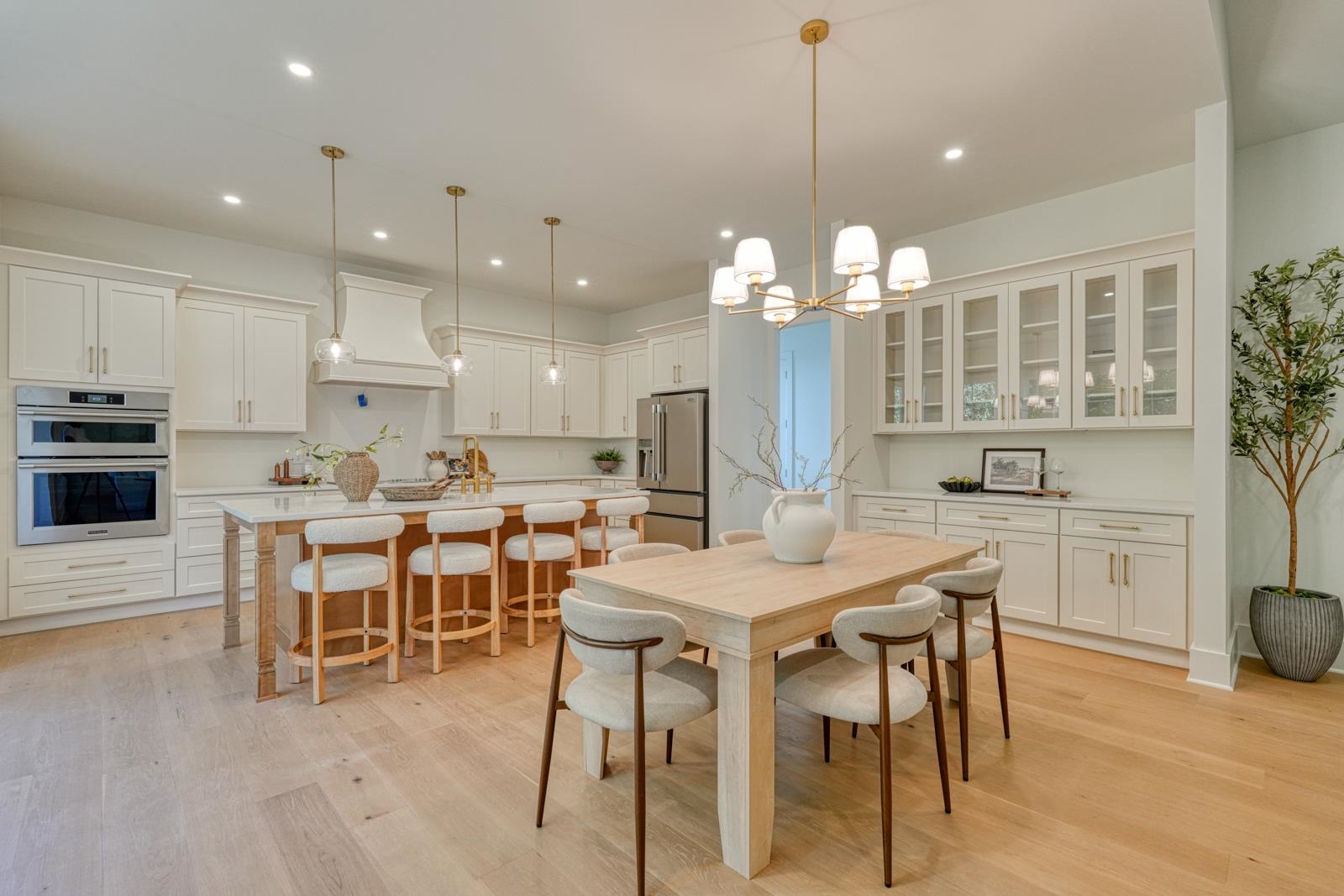 2040 Ivy Cottage Path Property Photo 12