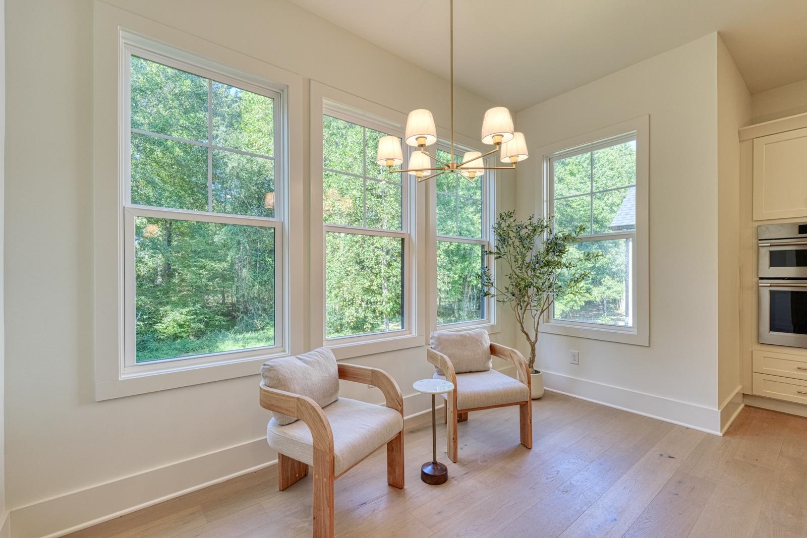 2040 Ivy Cottage Path Property Photo 13