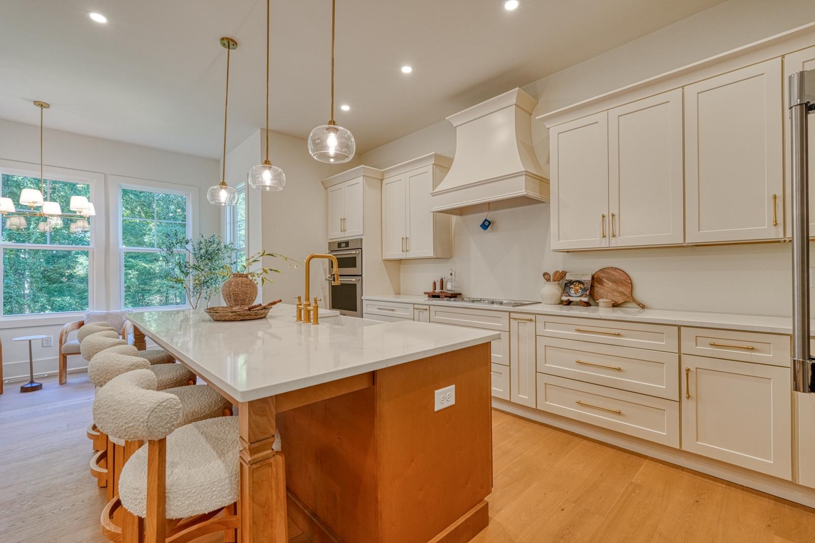 2040 Ivy Cottage Path Property Photo 16