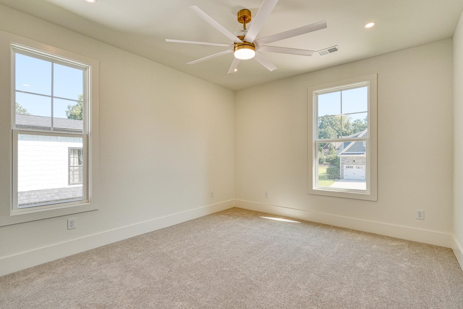 2040 Ivy Cottage Path Property Photo 33