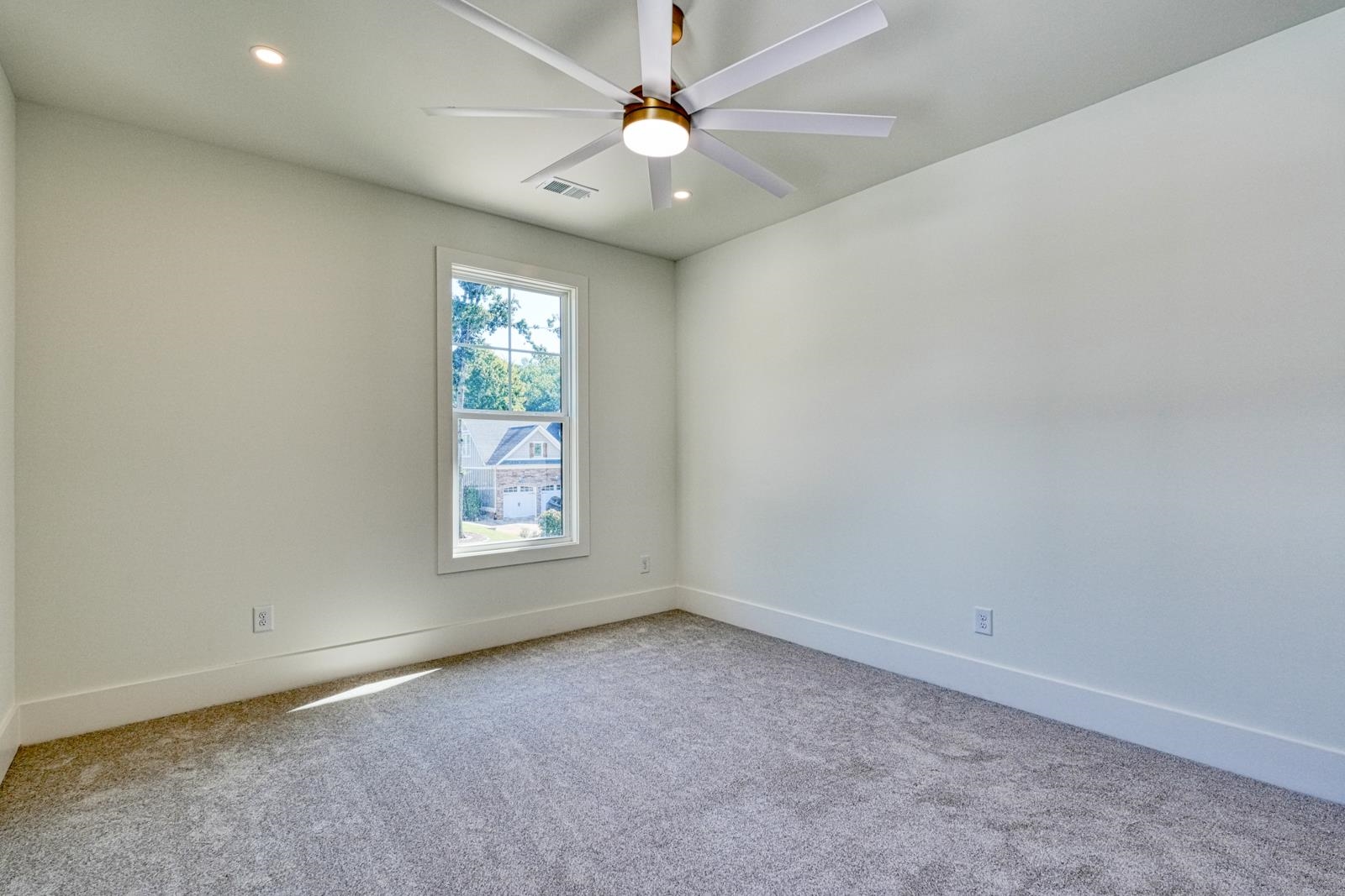 2040 Ivy Cottage Path Property Photo 34