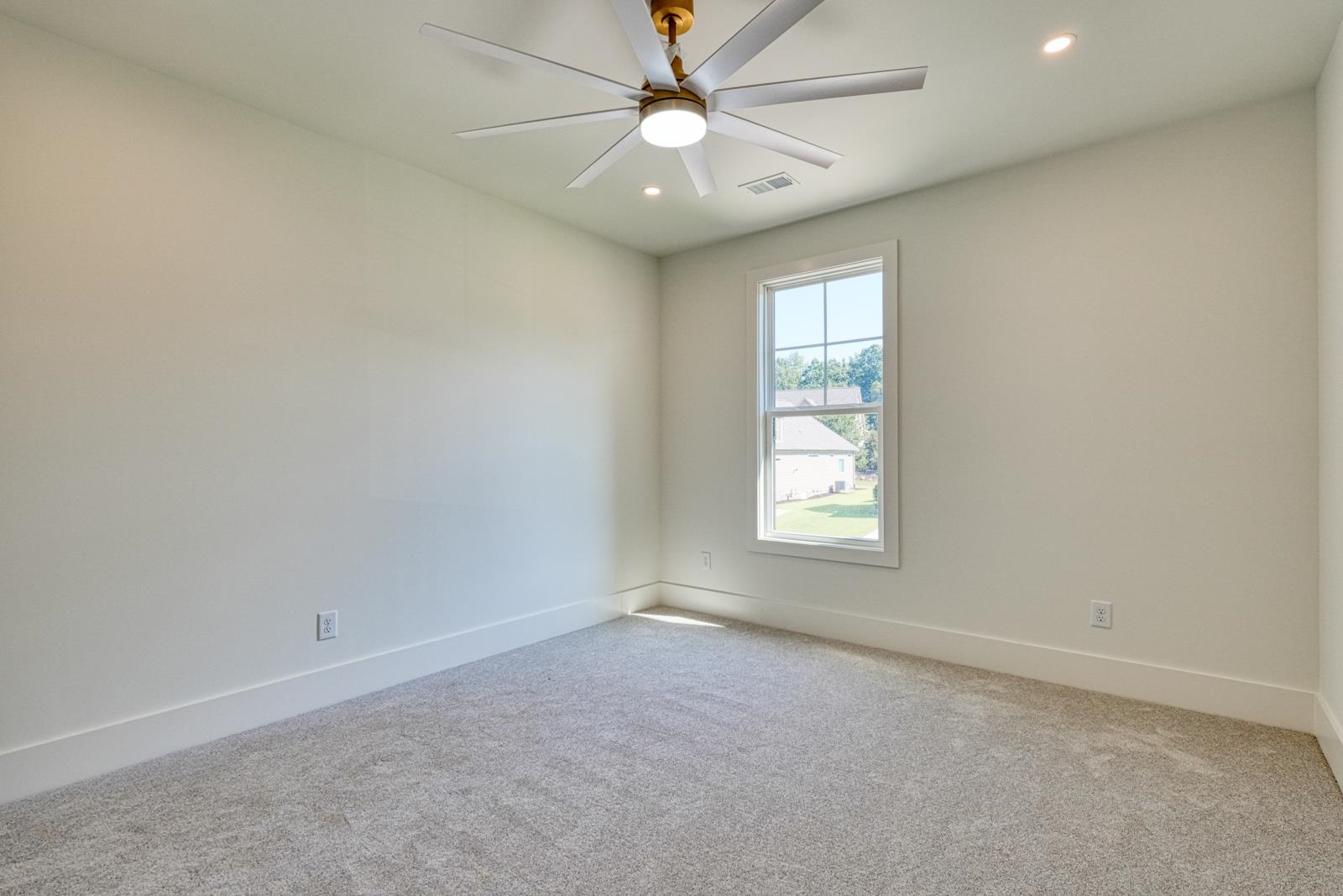 2040 Ivy Cottage Path Property Photo 39