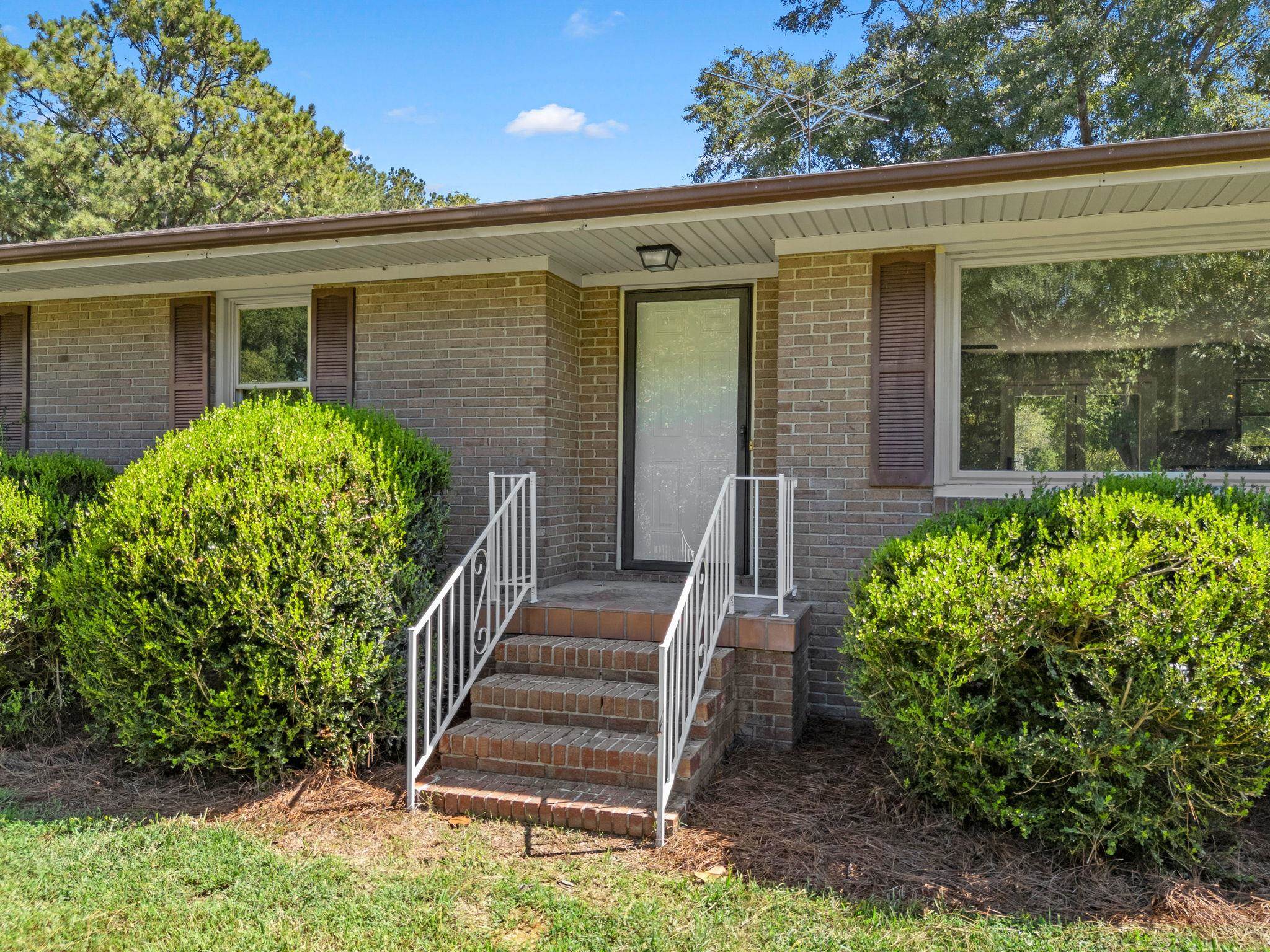109 Lanford Road Property Photo 4