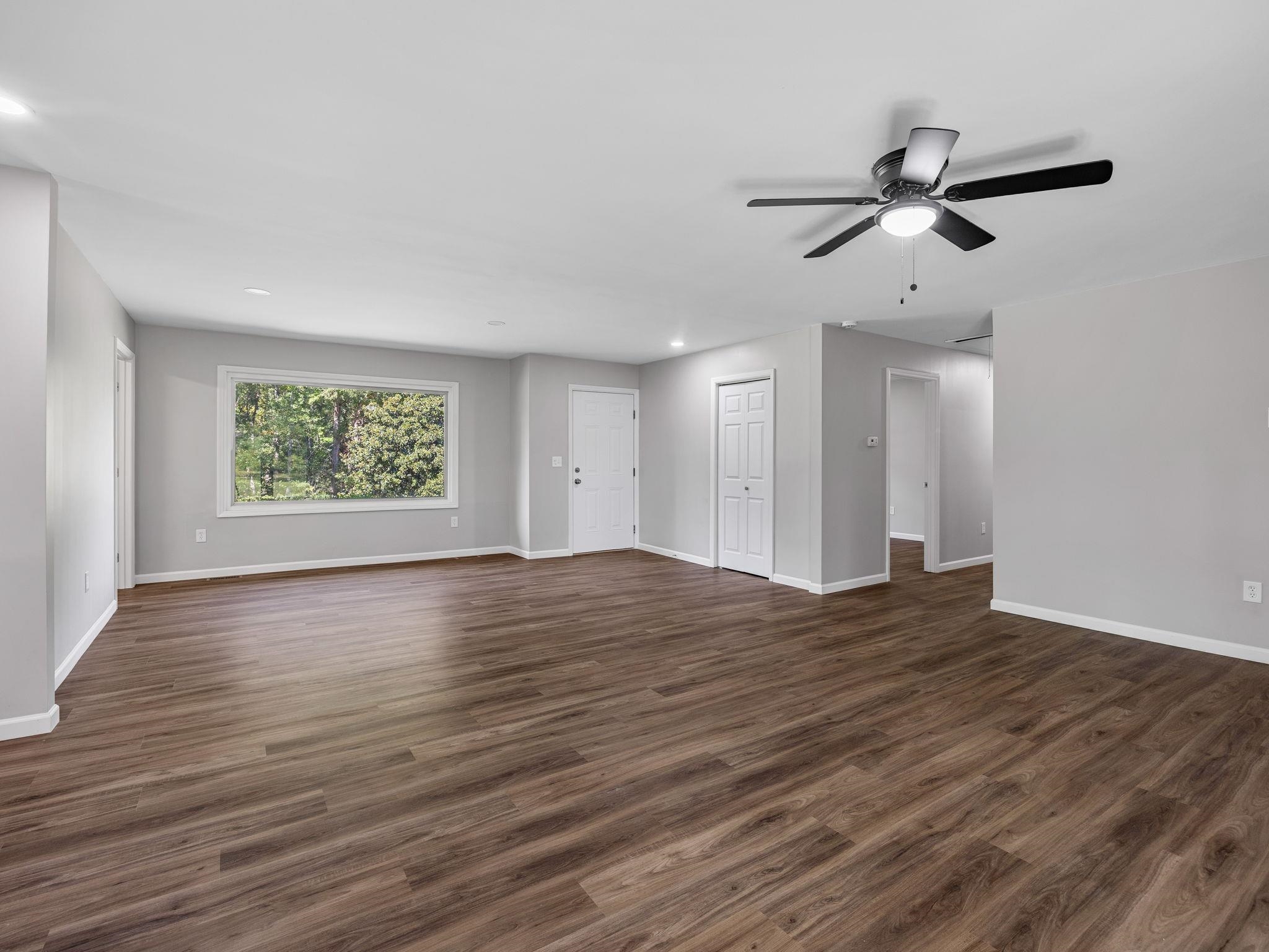 109 Lanford Road Property Photo 6