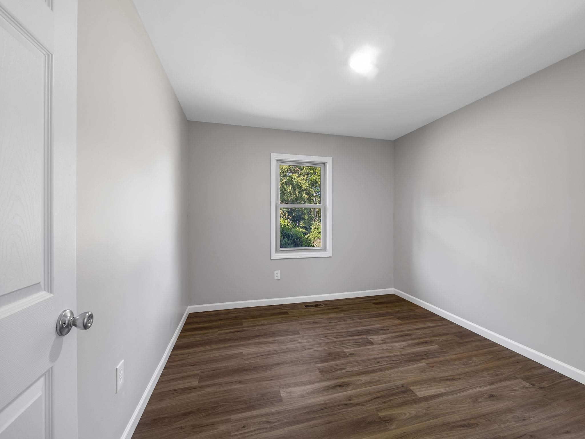 109 Lanford Road Property Photo 27