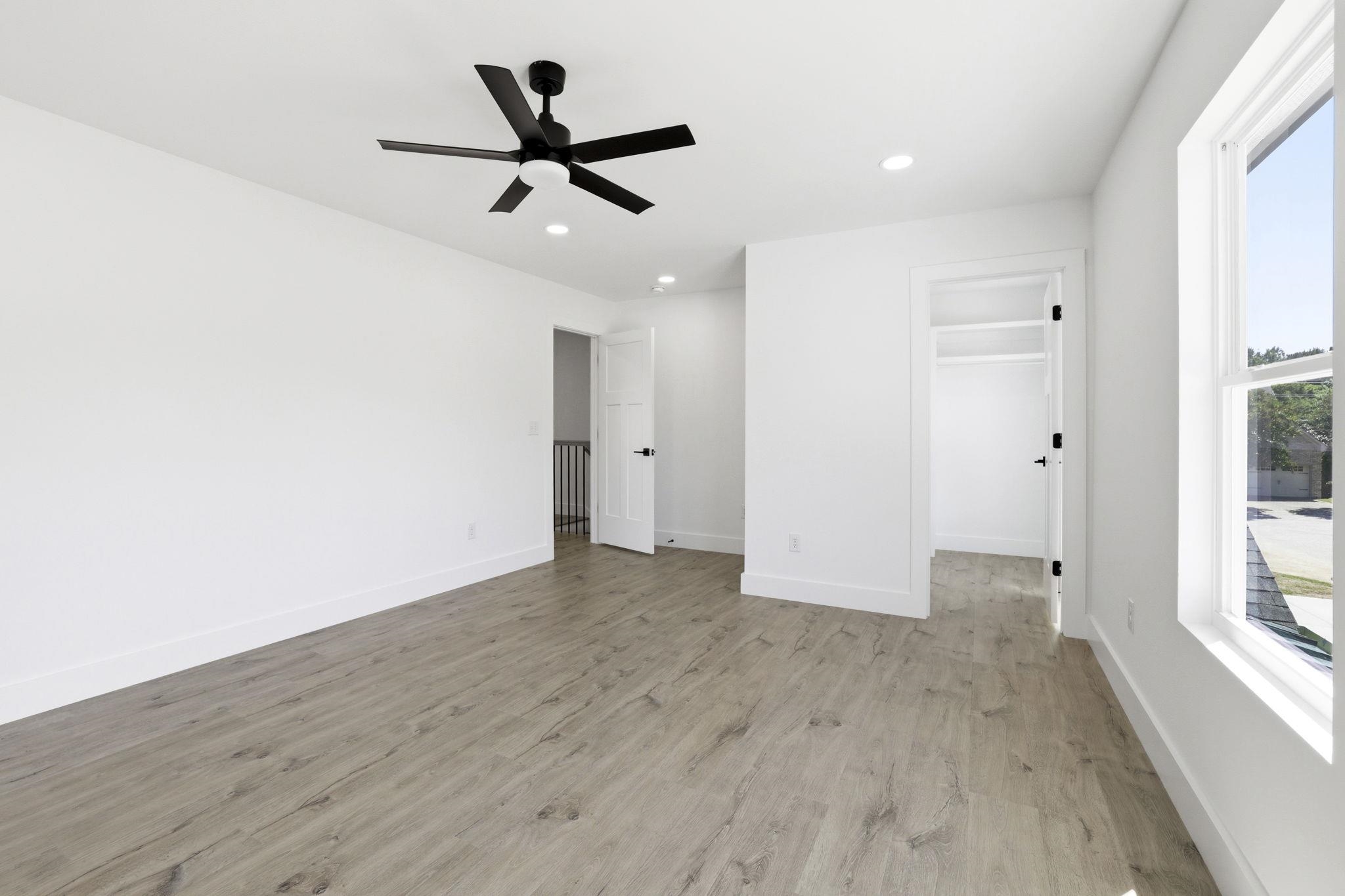 425 Ambiance Court Property Photo 12