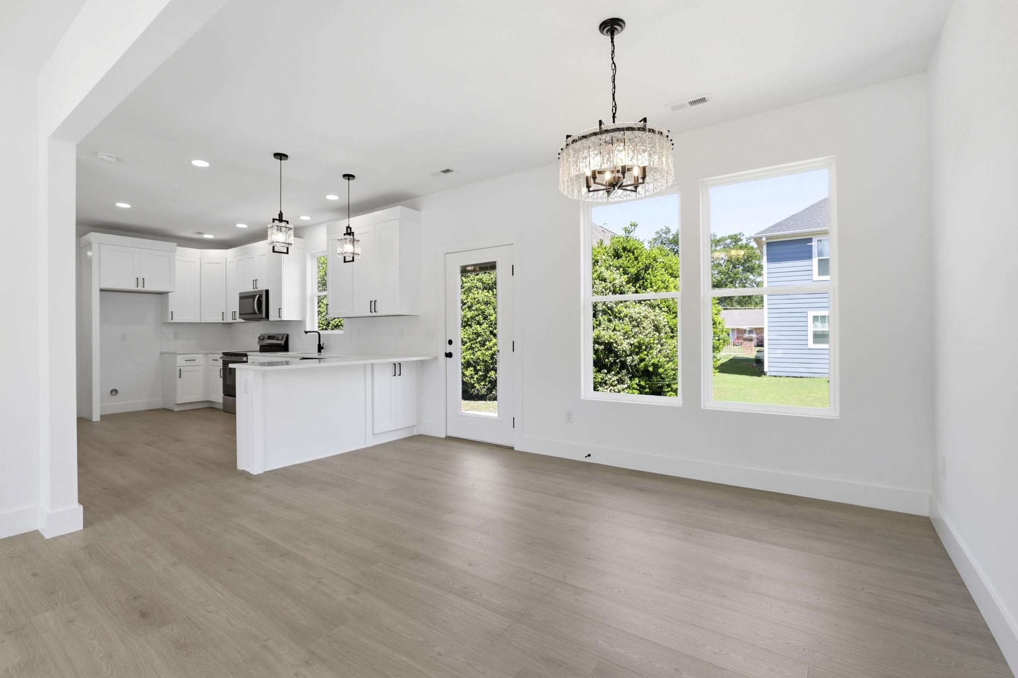 429 Ambiance Court Property Photo 3