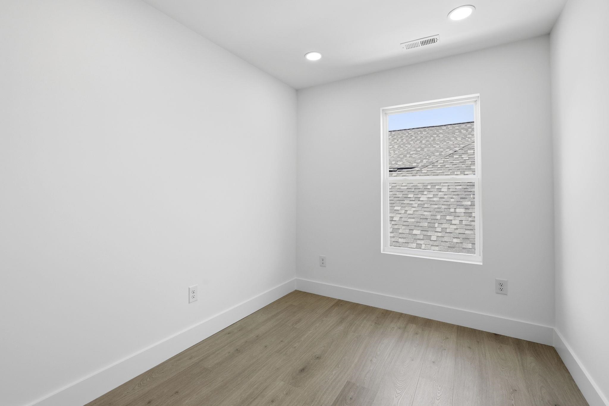 429 Ambiance Court Property Photo 14