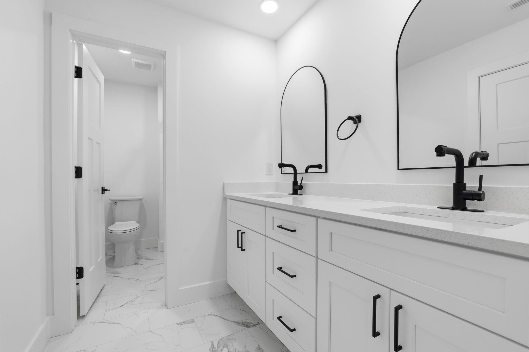 429 Ambiance Court Property Photo 20