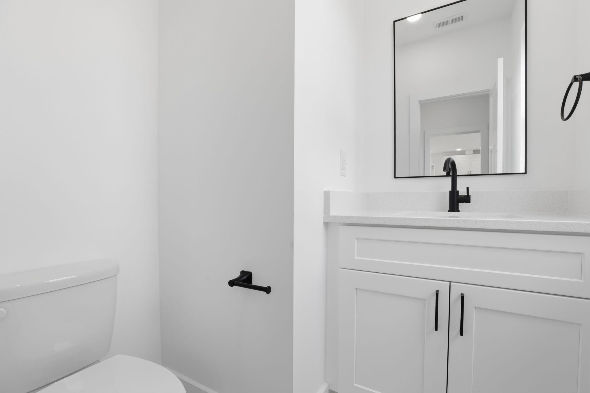 433 Ambiance Court Property Photo 9
