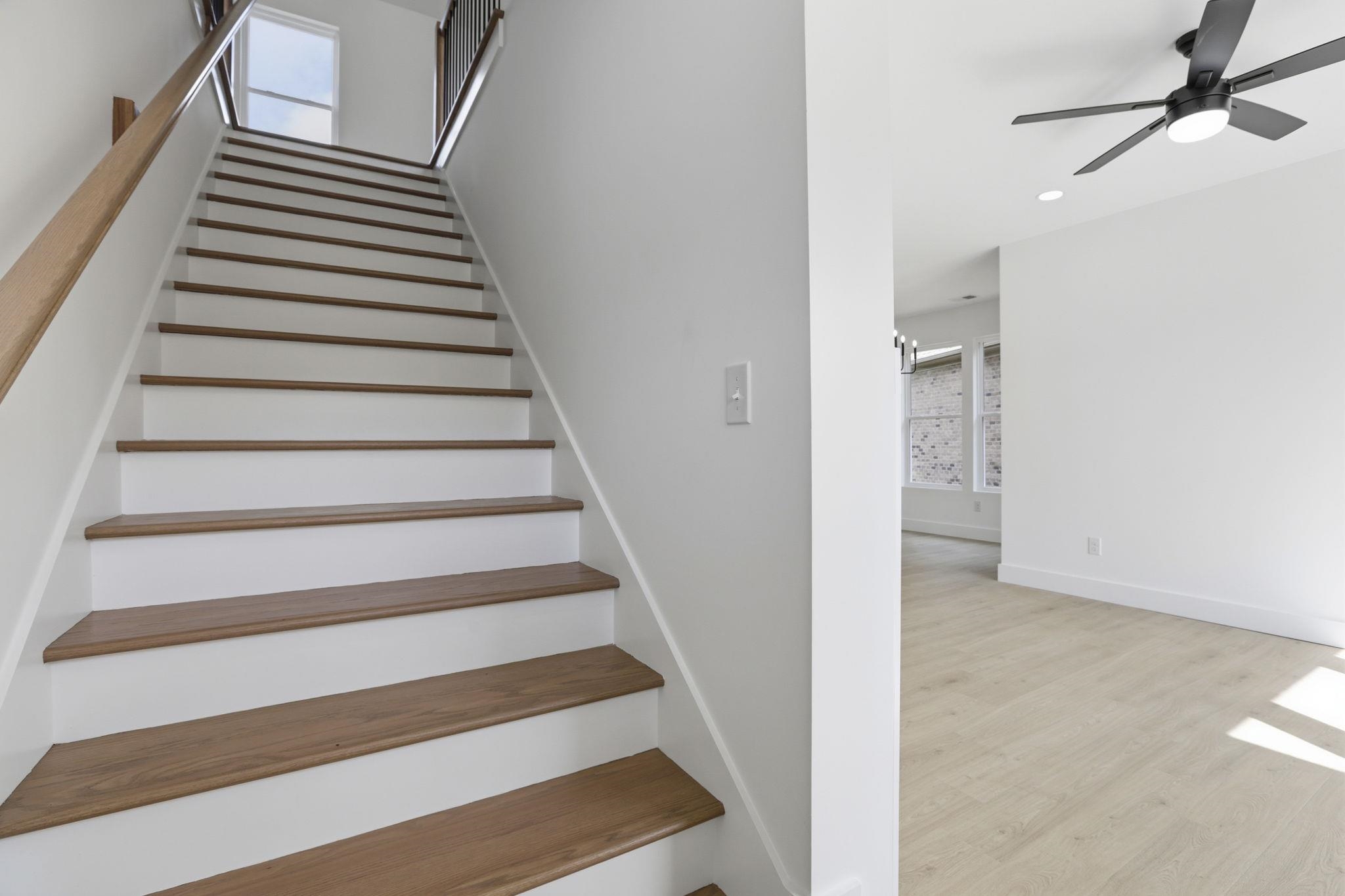 433 Ambiance Court Property Photo 10