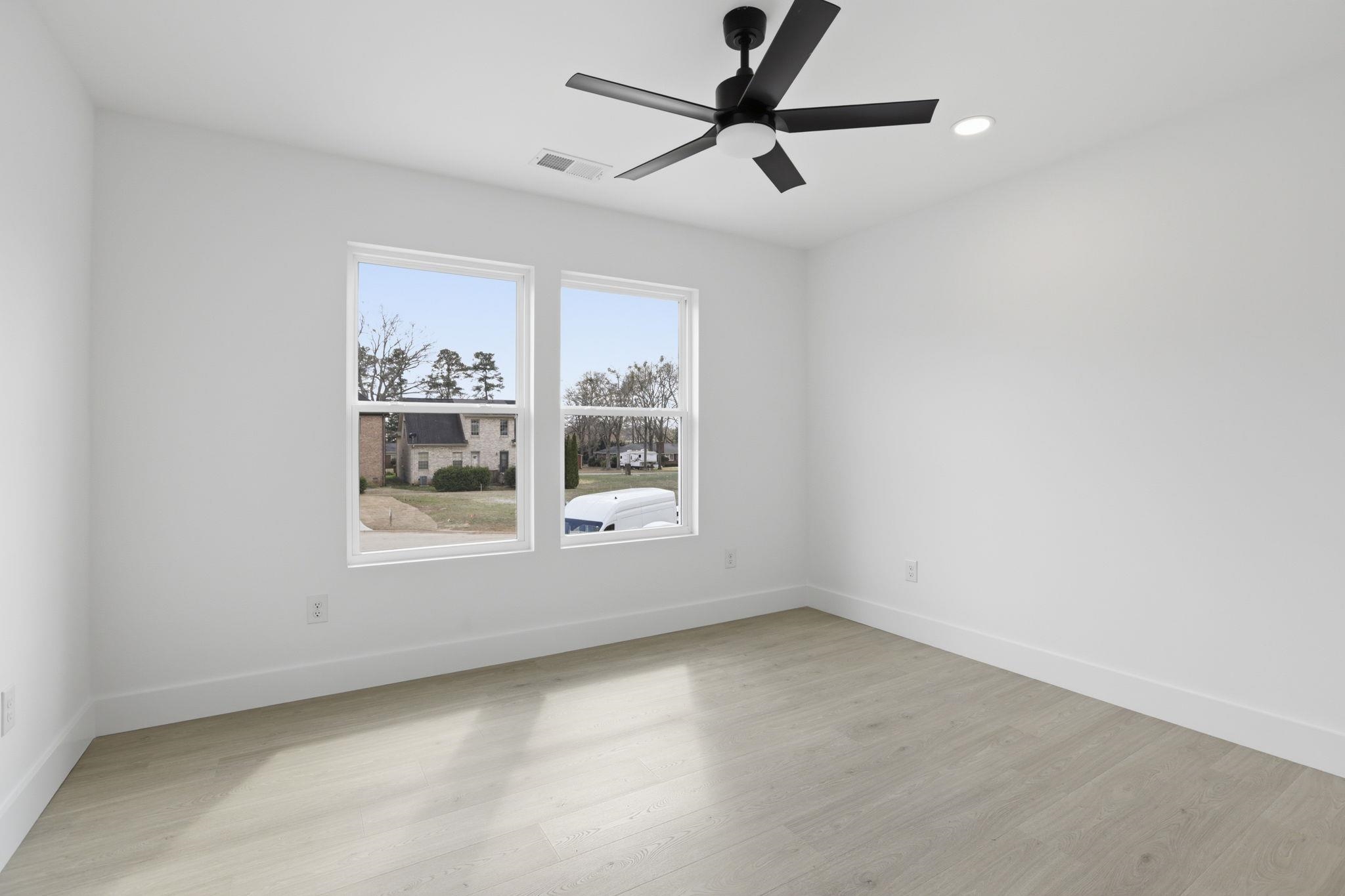433 Ambiance Court Property Photo 12