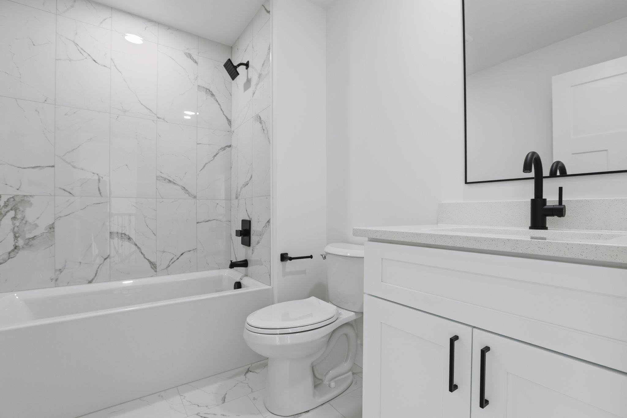 433 Ambiance Court Property Photo 14
